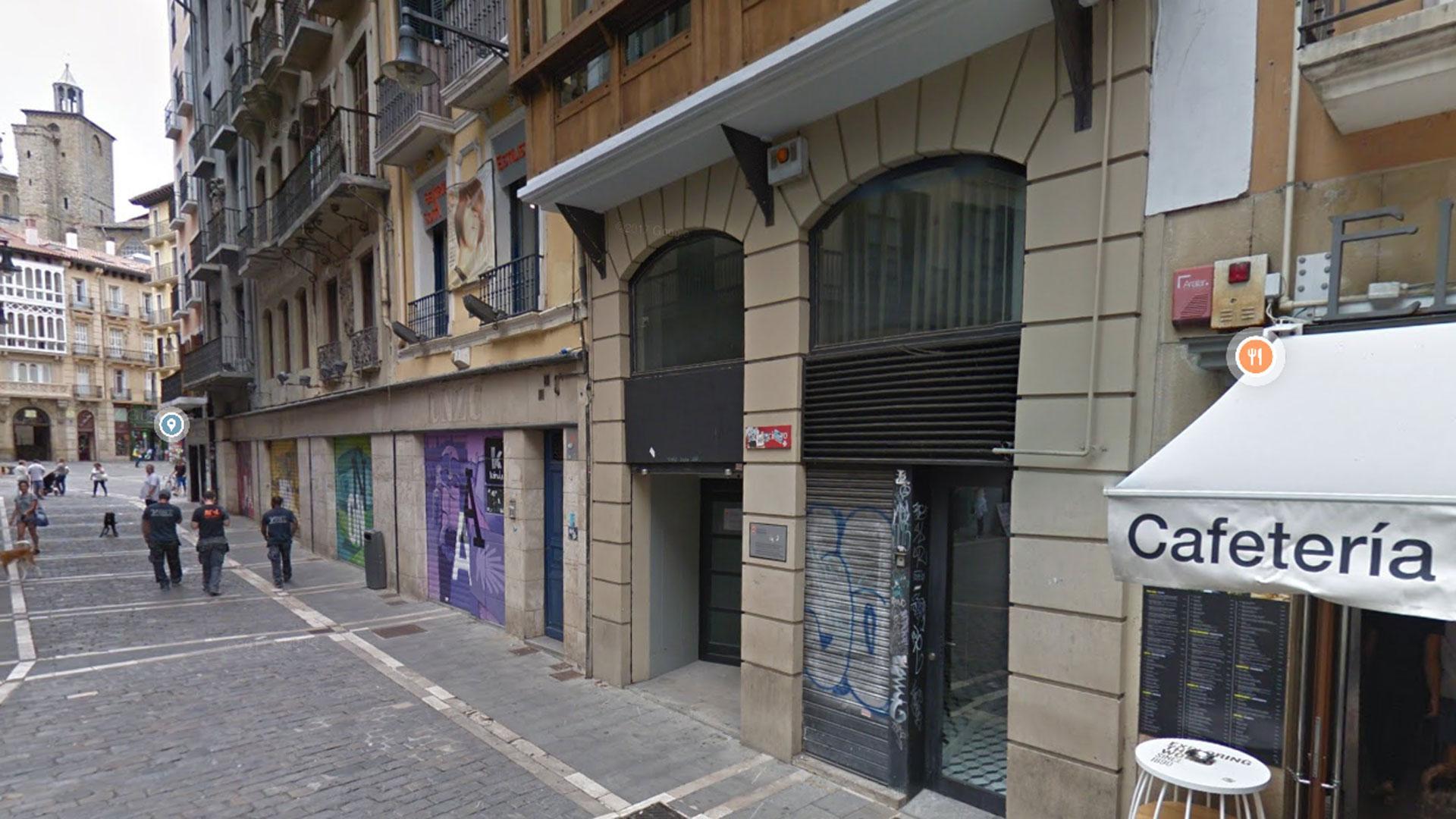 Local municipal situado en la calle Mercaderes de Pamplona