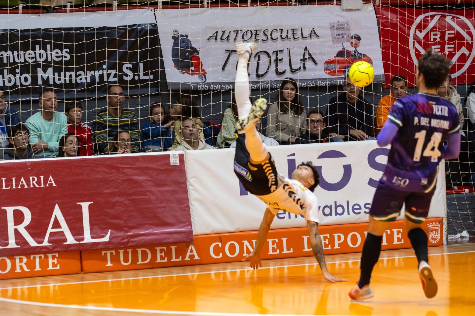 Imagen de la chilena ejecutada por el jugador del ATP