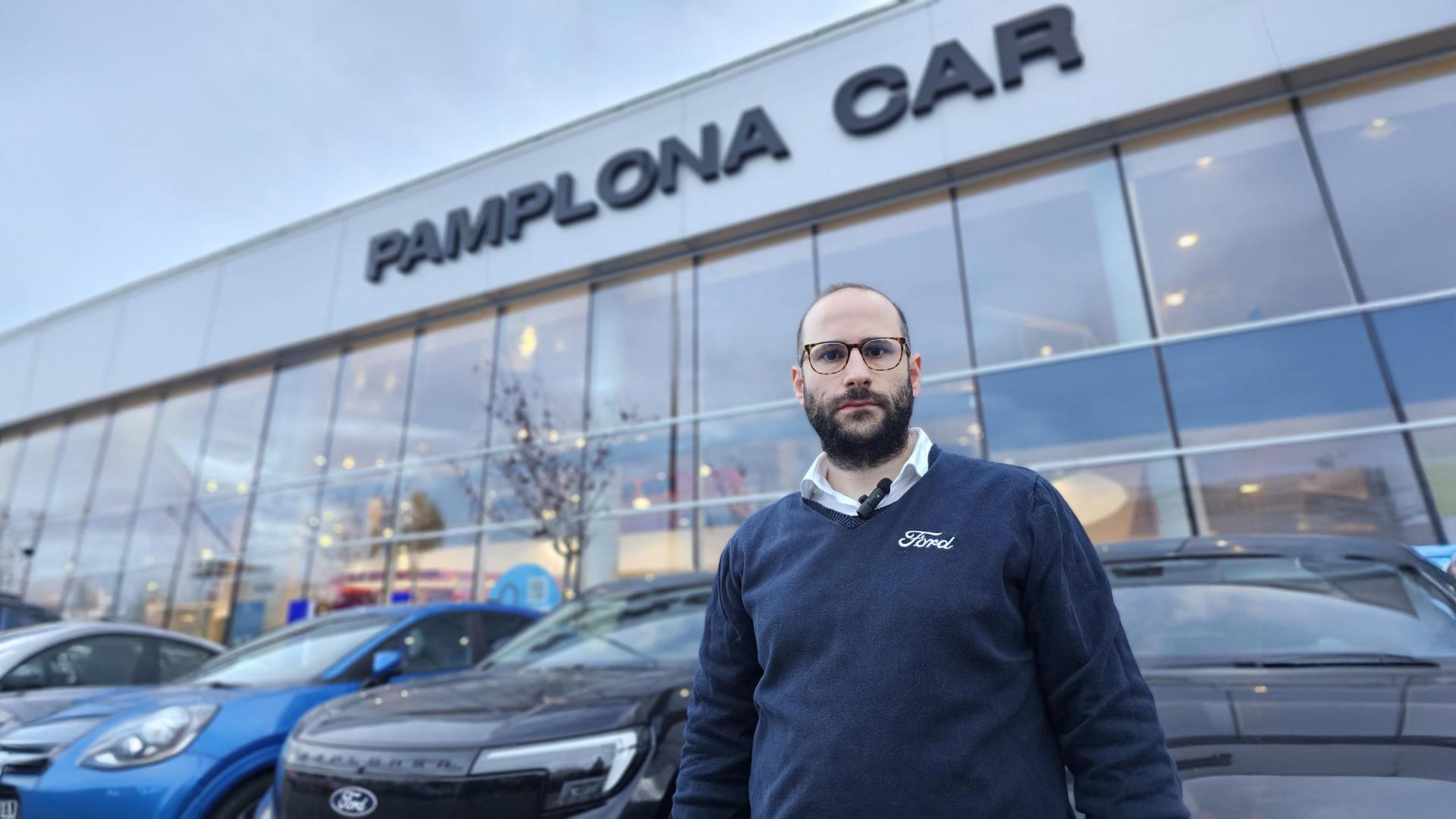 David Osta, Asesor Comercial de Ford Pamplona