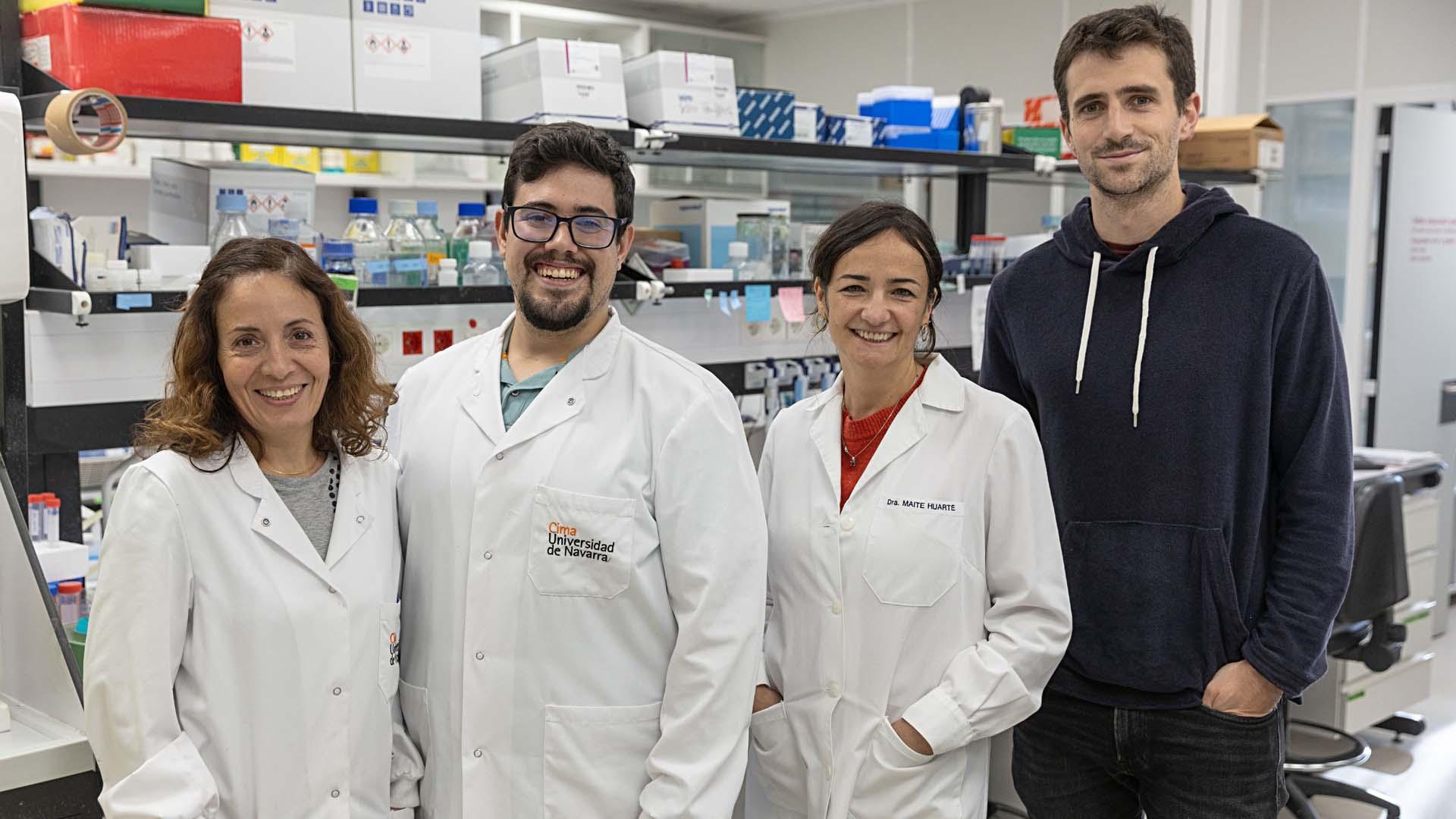 Jovanna González, Daniel Elvira, Maite Huarte y Enrique Goñi, del Grupo de ARN No Codificante y Genoma del Cáncer del Cima Universidad de Navarra