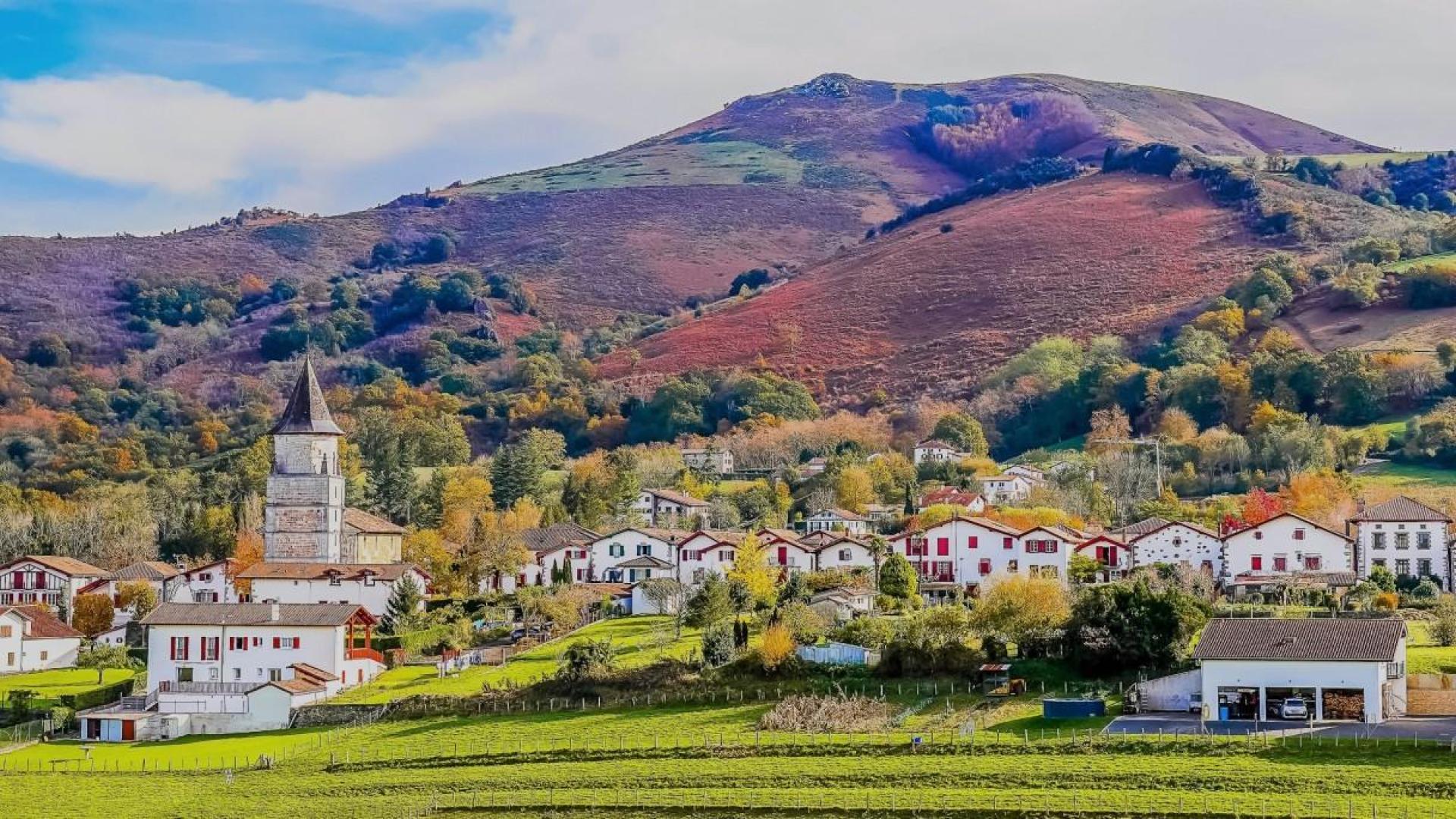 Panorámica del pueblo de Ainhoa
