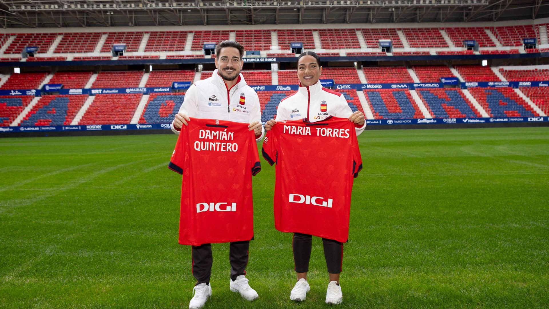 Damián Quintero y María Torres, en El Sadar