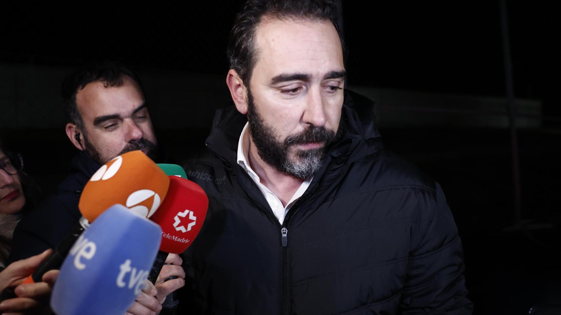 El empresario Víctor de Aldama habló ante los medios a su salida de la cárcel este viernes