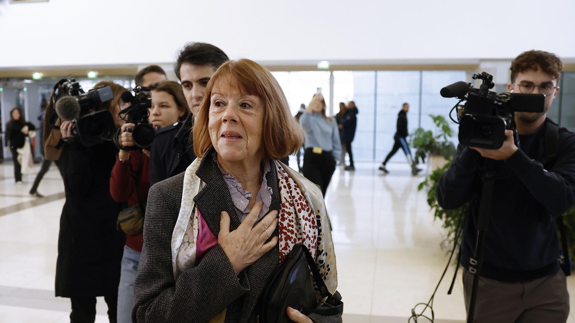 Gisele Pelicot, a su llegada este lunes a los juzgados en Aviñón