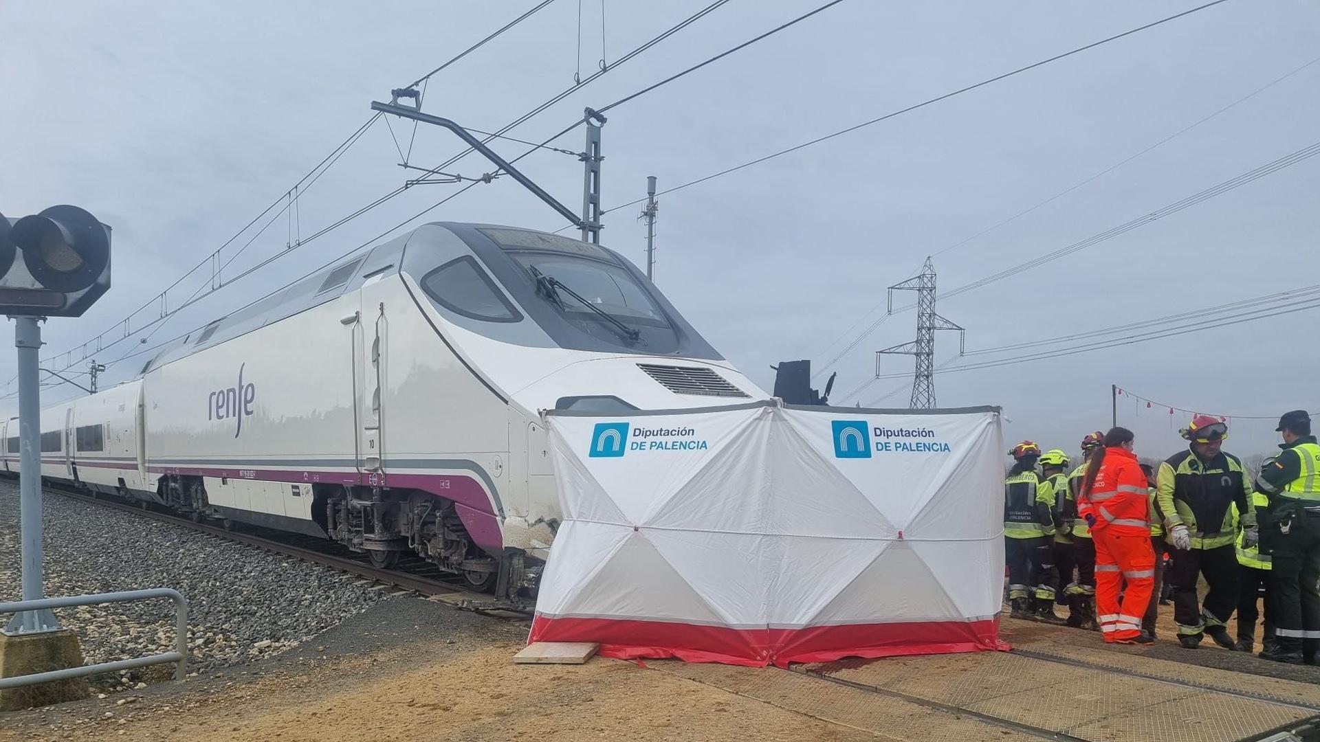 Los servicios de emergencia, en el lugar del siniestro
Fotografía remitida a medios de comunicación exclusivamente para ilustrar la noticia a la que hace referencia la imagen, y citando la procedencia de la imagen en la firma
26/11/2024