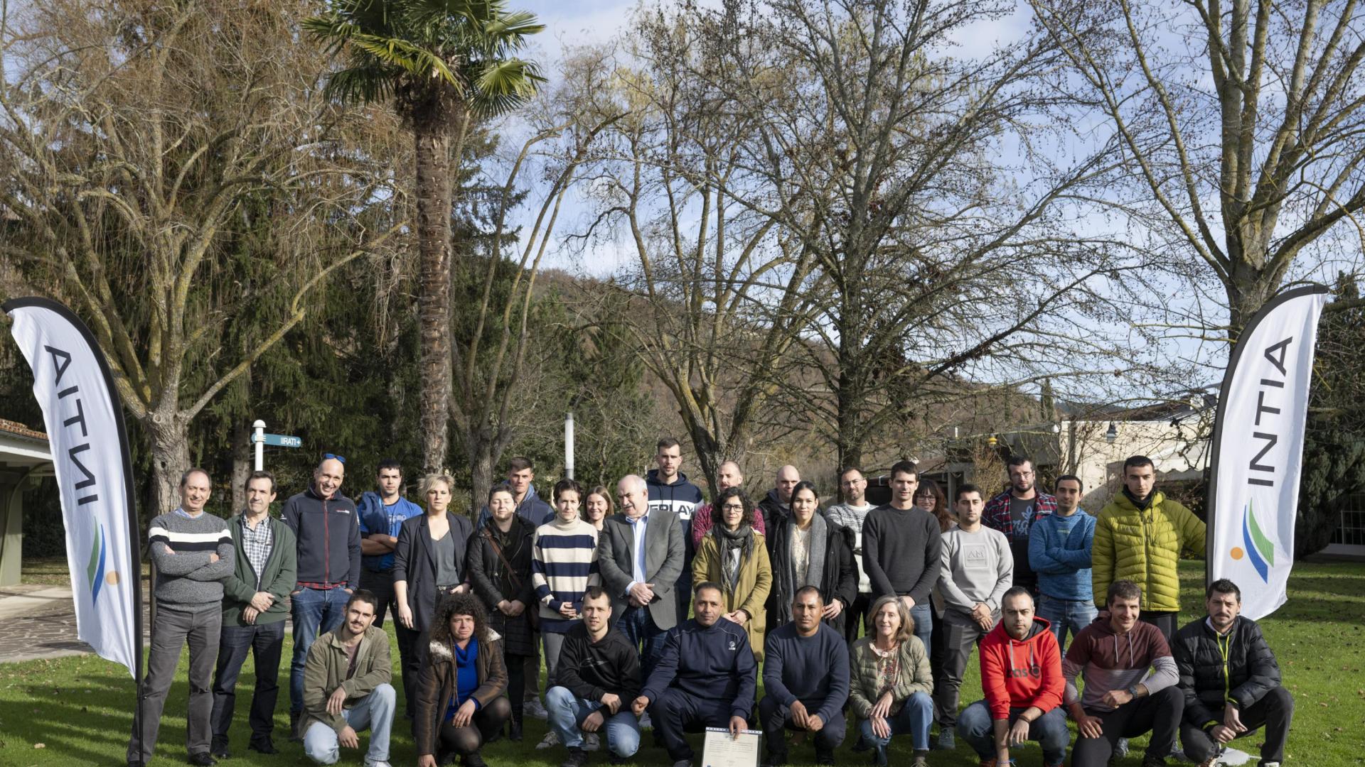 Jóvenes que han realizado el curso de INTIA para incorporarse en el sector primario