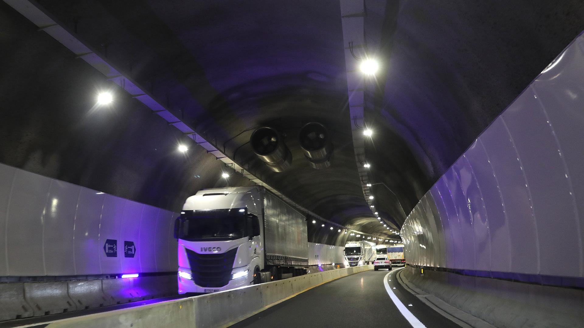 Detalle del ‘by pass’ habilitado en el interior del túnel de Oindolar
