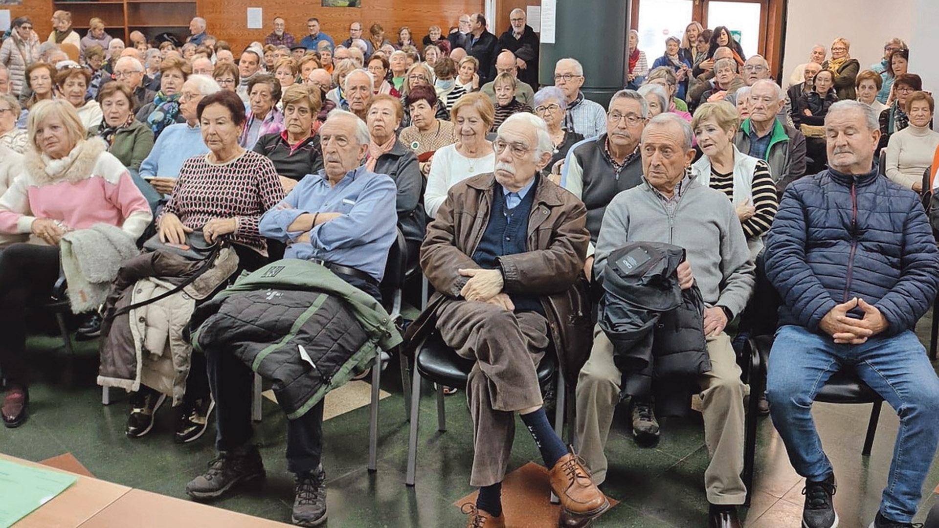 La asamblea del club de jubilados levantó gran expectación por el tema del futuro de la sede