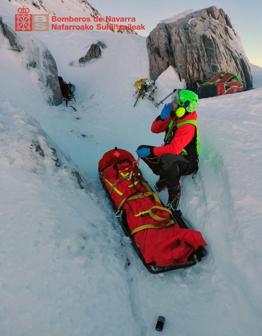 Rescate del montañero en Belagua