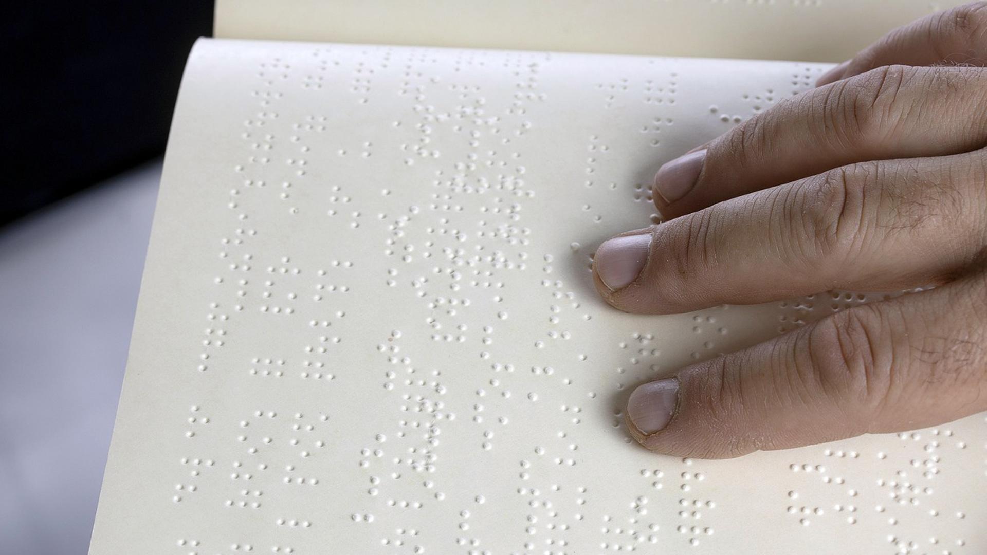 Libro en braille