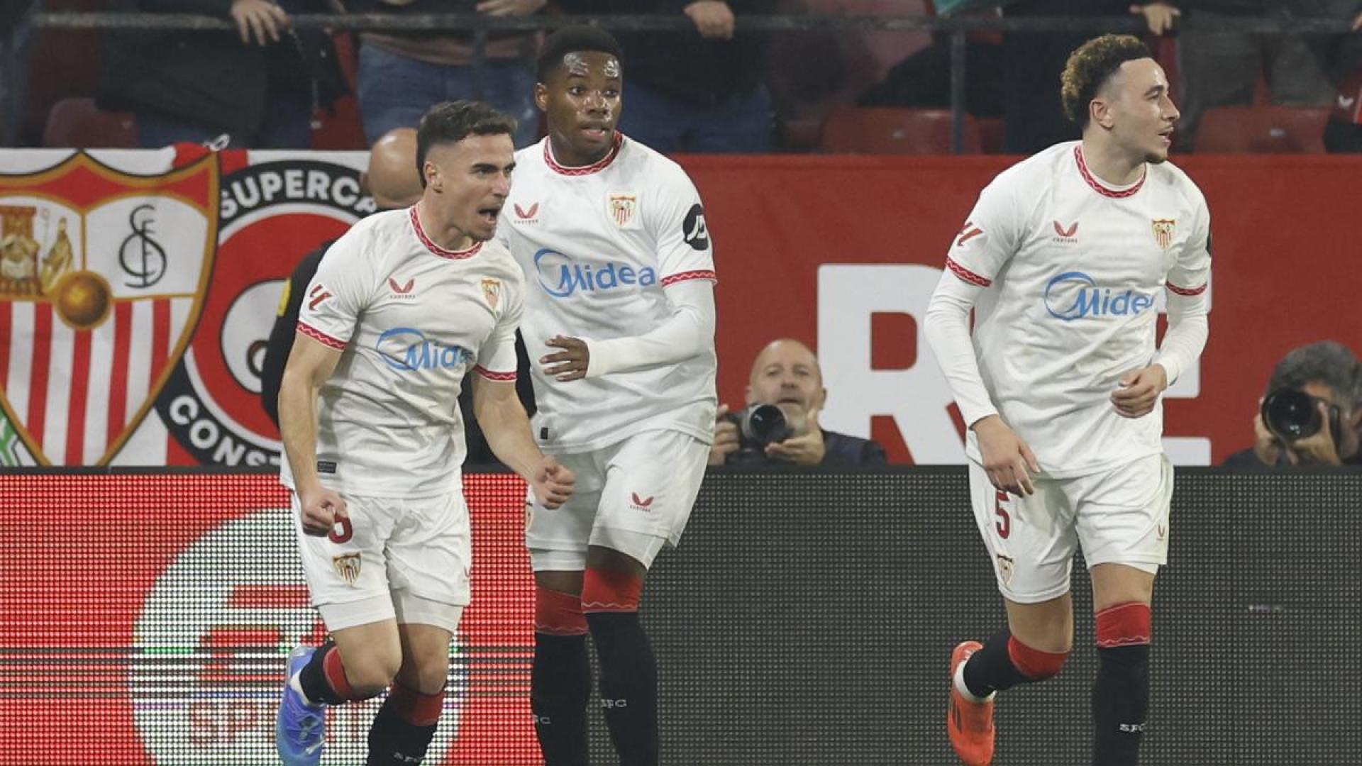 Adrià Pedrosa celebra el gol anotado ante el Valencia