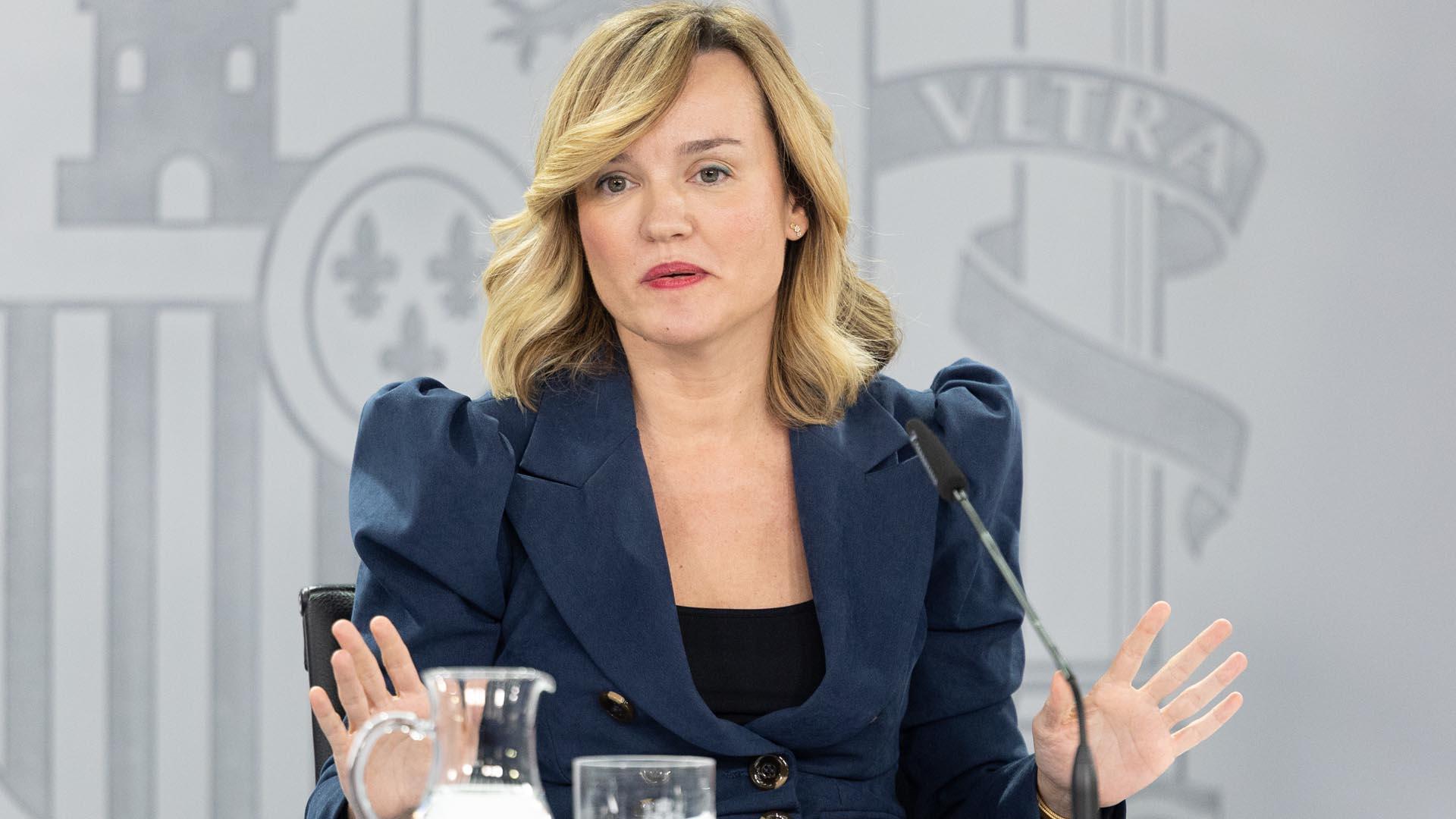 La ministra de Educación, Formación Profesional y Deportes, Pilar Alegría, interviene durante una rueda de prensa posterior a la reunión del Consejo de Ministros
