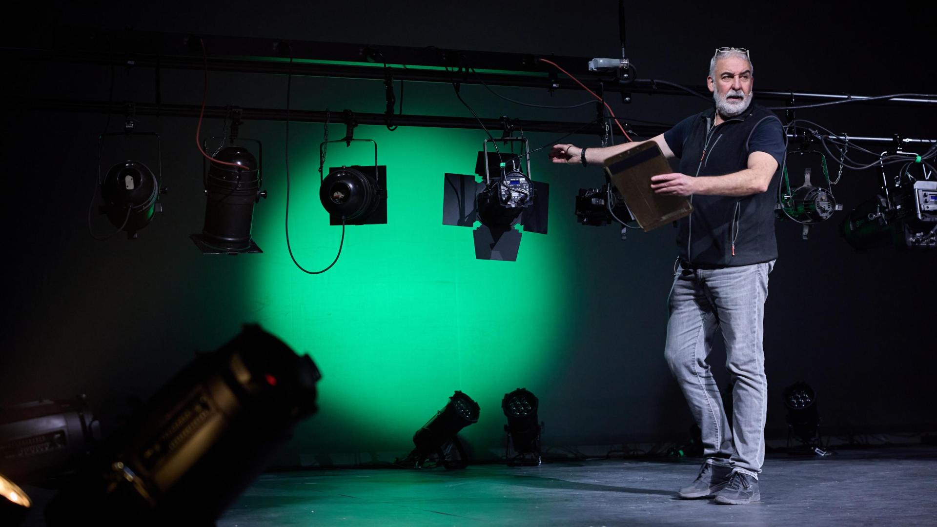 Santos García Lautre, director técnico del Teatro Gayarre, durante la sesión matinal de este miércoles.