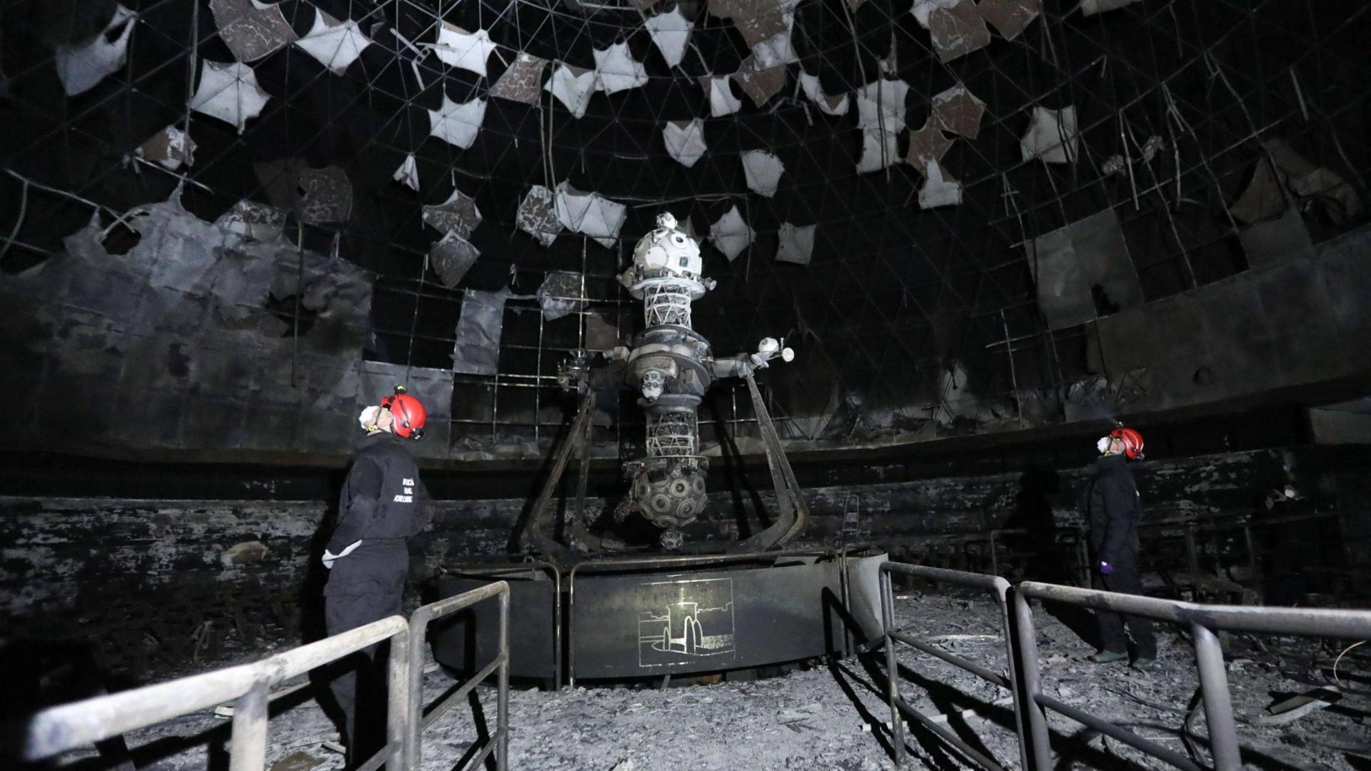 Imagen del interior del Planetario tras el incendio