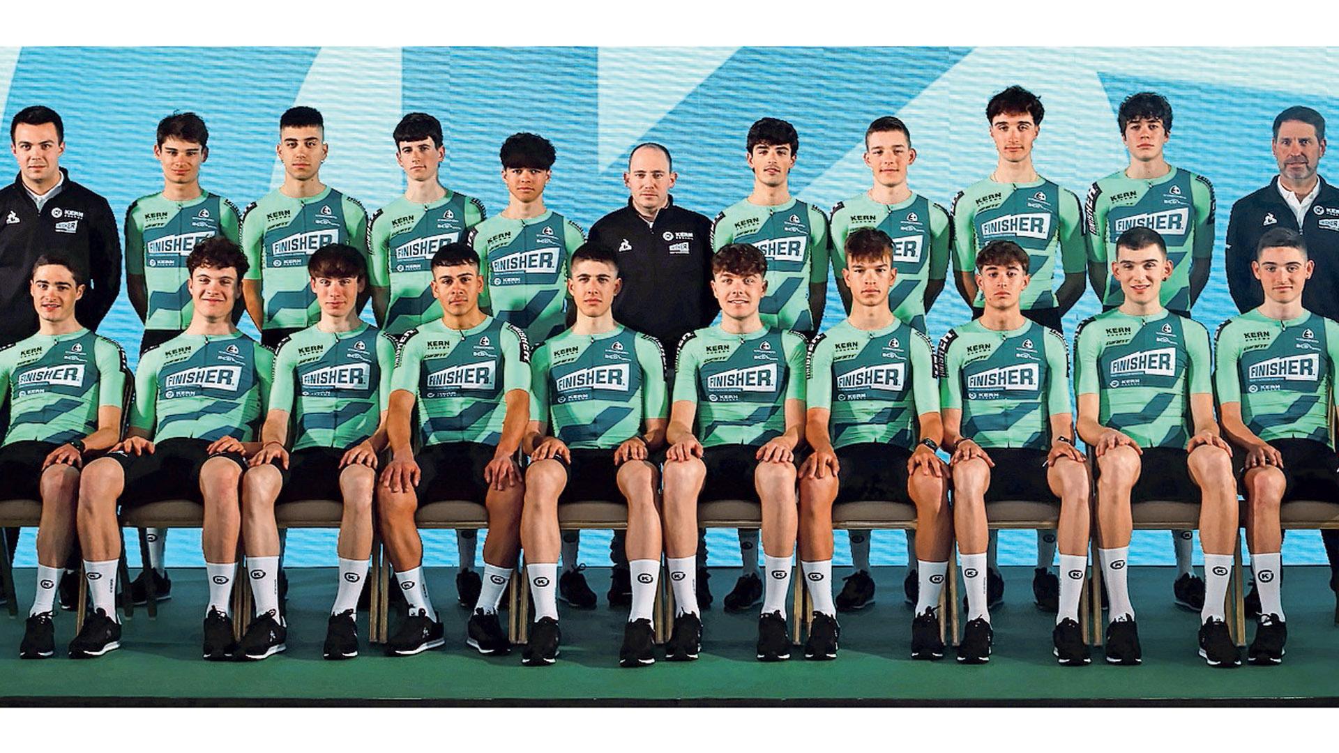 La plantilla del equipo Finisher para la temporada 2025,  de los que la mayoría son corredores nuevos