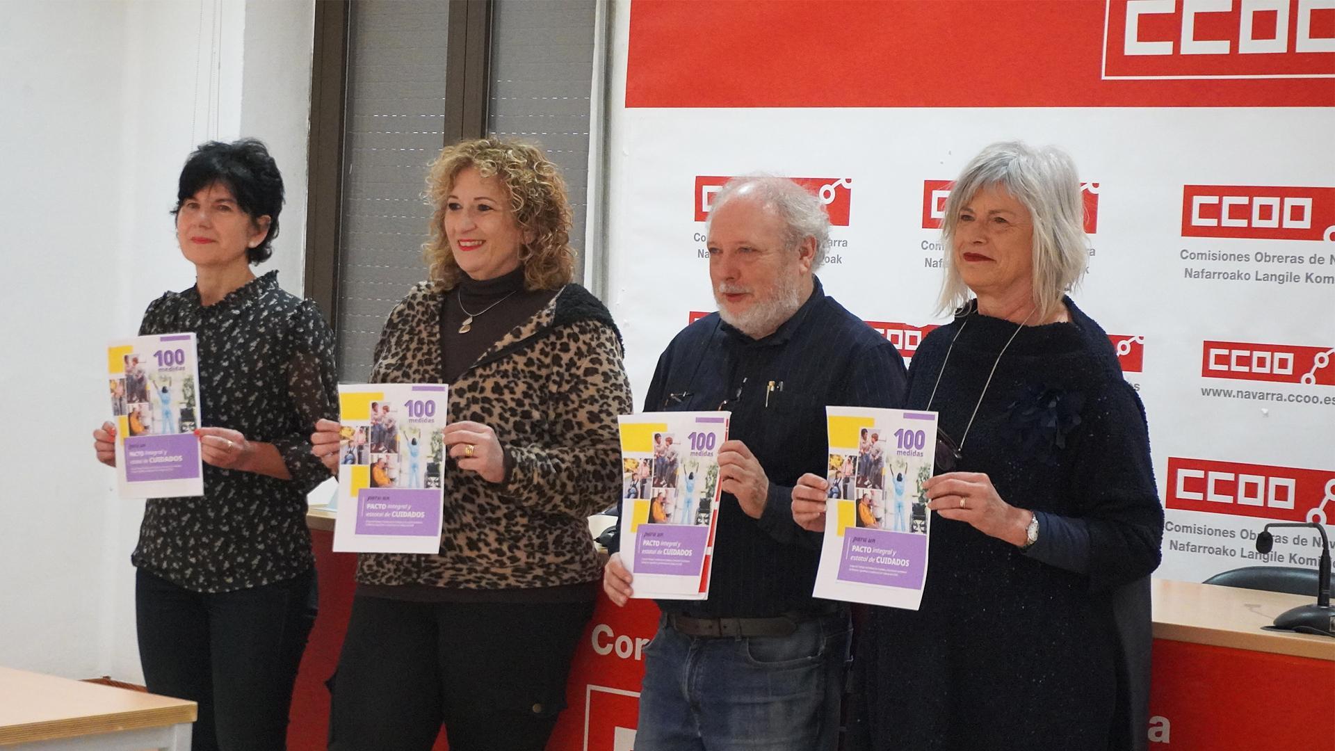 Representantes de CC OO de Navarra durante la presentación de las medidas para la transformación en el modelo de cuidados /