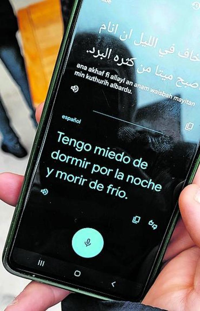 Temen morir en la calle por el frío. El chico del mensaje lleva meses