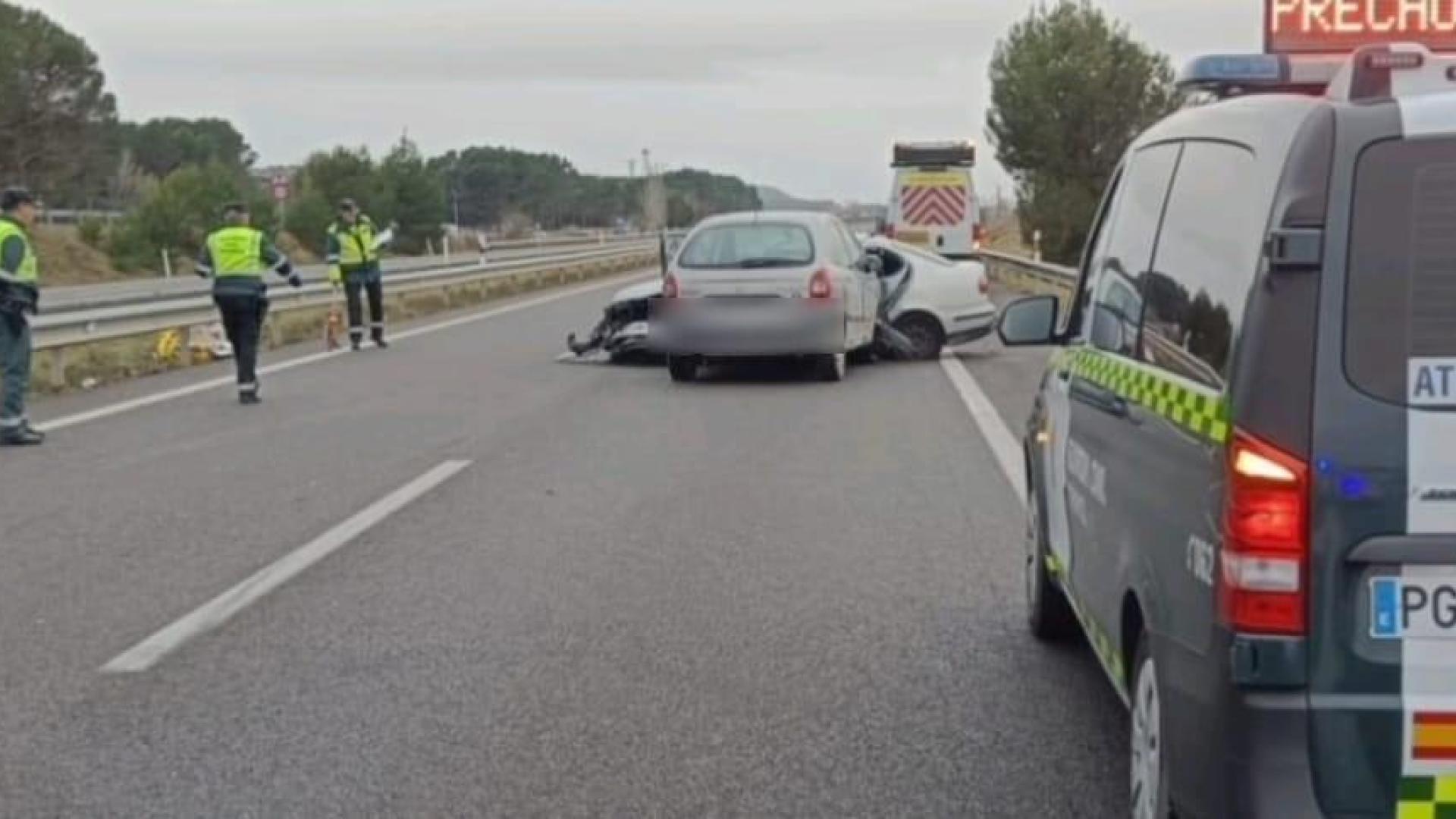 Lugar del accidente ocurrido este sábado en la A-23 sentido Zaragoza en el que ha fallecido una persona y otras cuatro han resultado heridas de gravedad