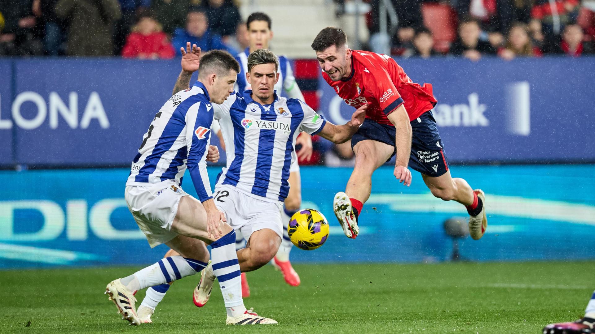 Areso prueba el disparo en el pasado encuentro contra la Real Sociedad