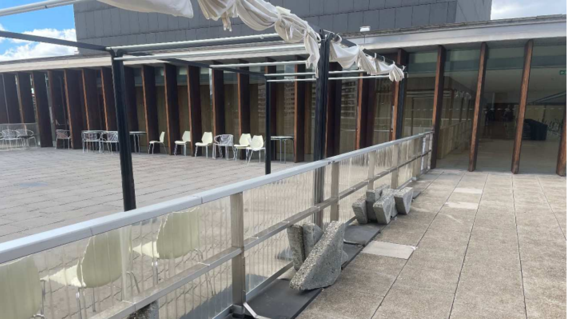Aspecto de la terraza a reparar