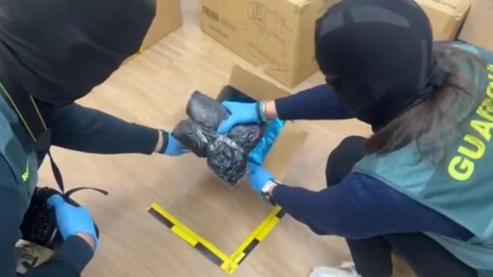 Desmantelado una red de distribución de drogas que realizaba los envíos mediante paquetería postal