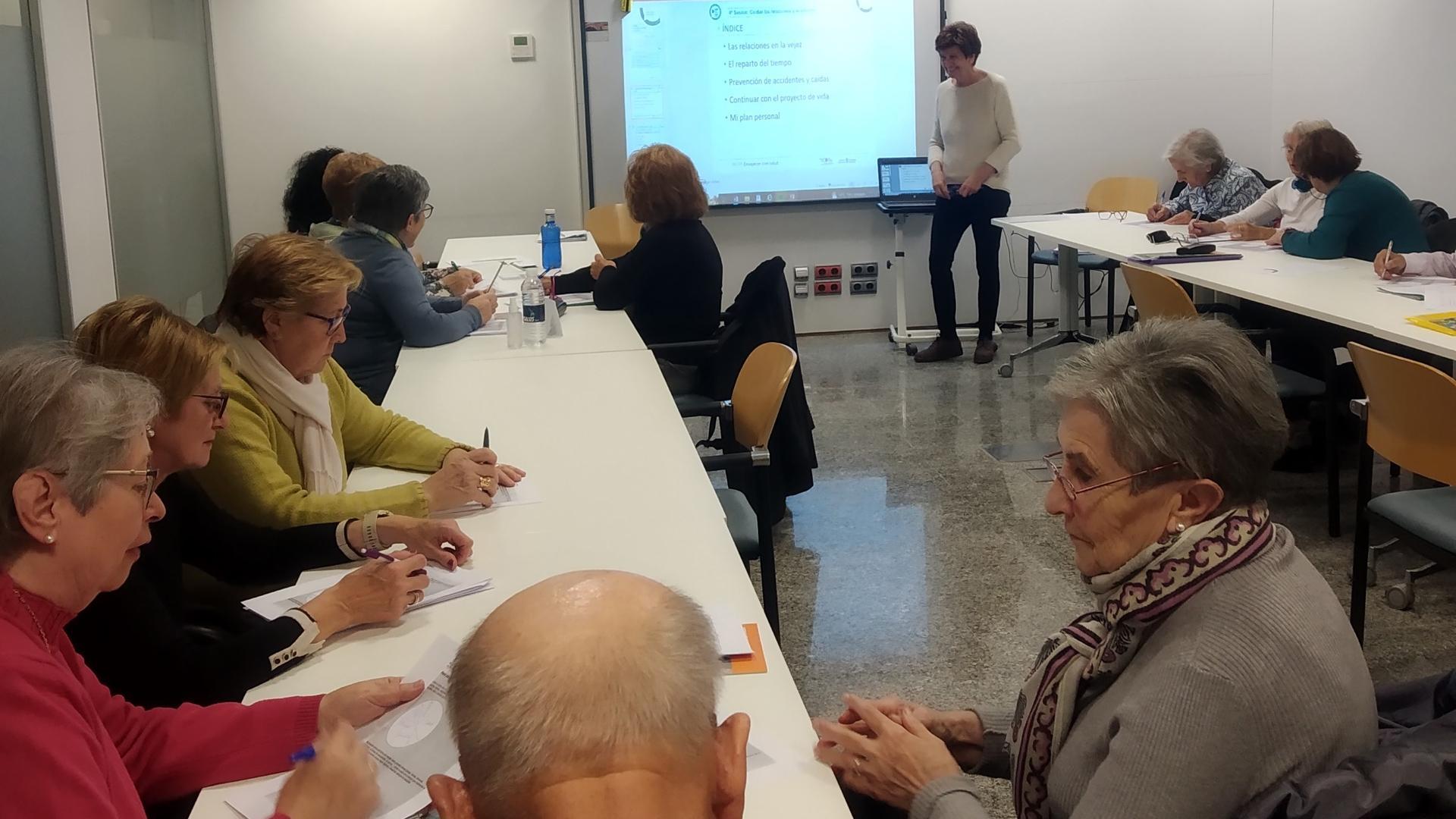 Uno de los cursos de formación de la Escuela de Salud Navarra