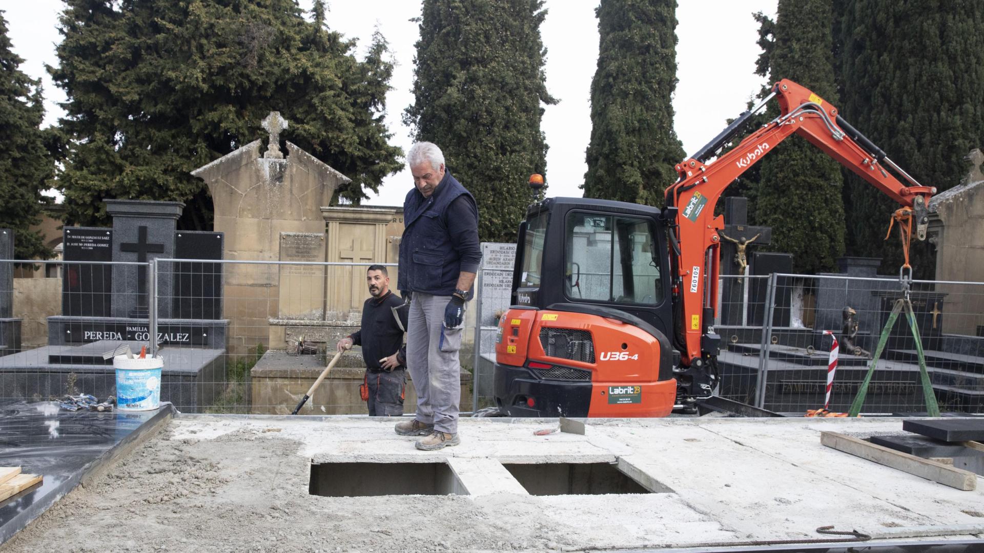 Las obras avanzan en el cementerio municipal de Pamplona