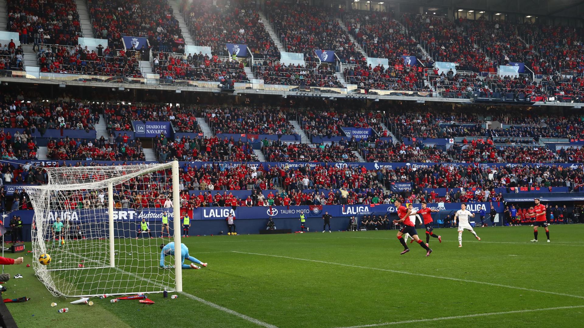 Ante Budimir, nada más batir a Courtois desde el punto de penalti en el último partido en casa contra el Real Madrid