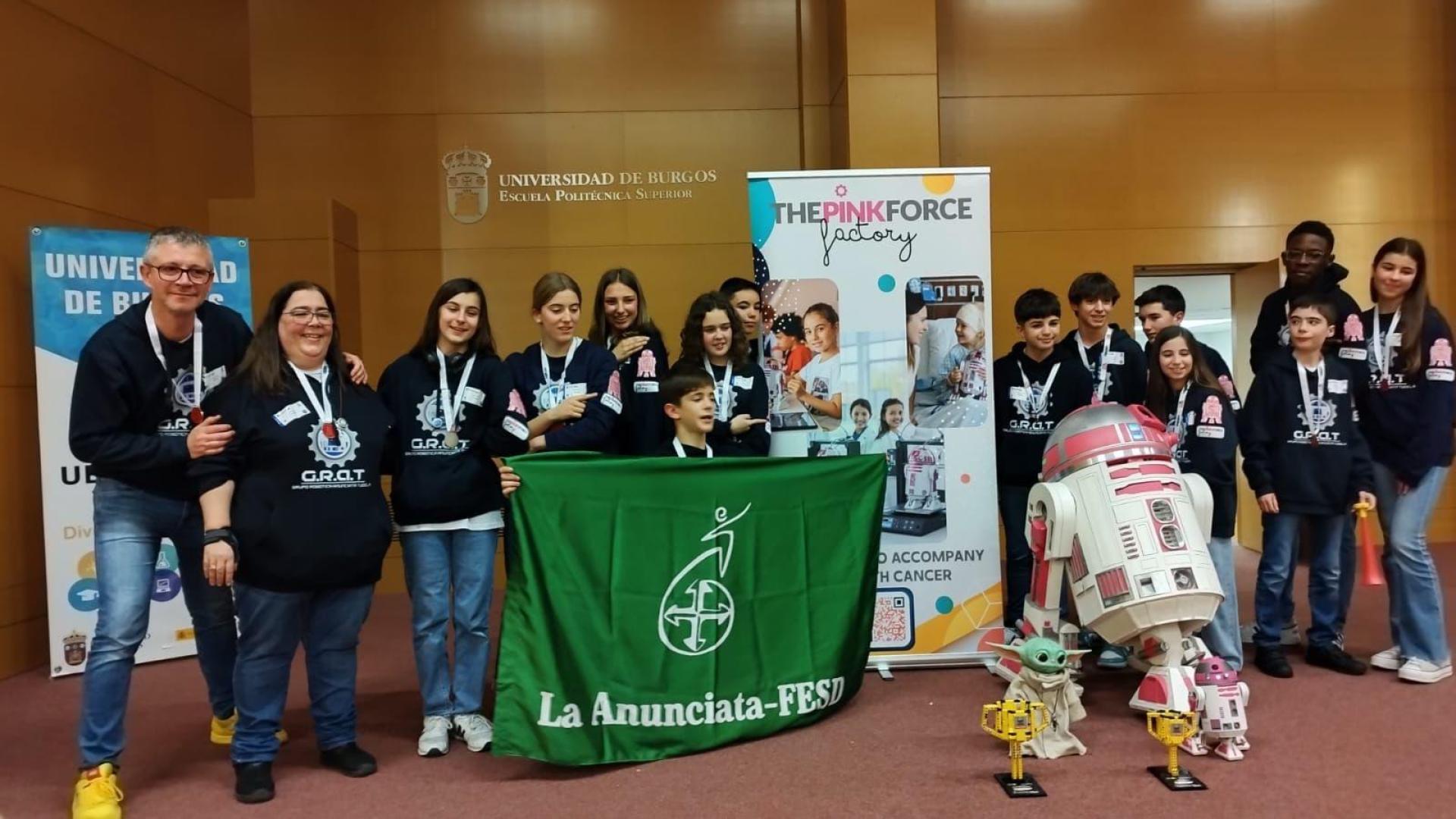 Imagen de los componentes del equipo GRAT Anunciata de Tudela, en la competición celebrada en Burgos