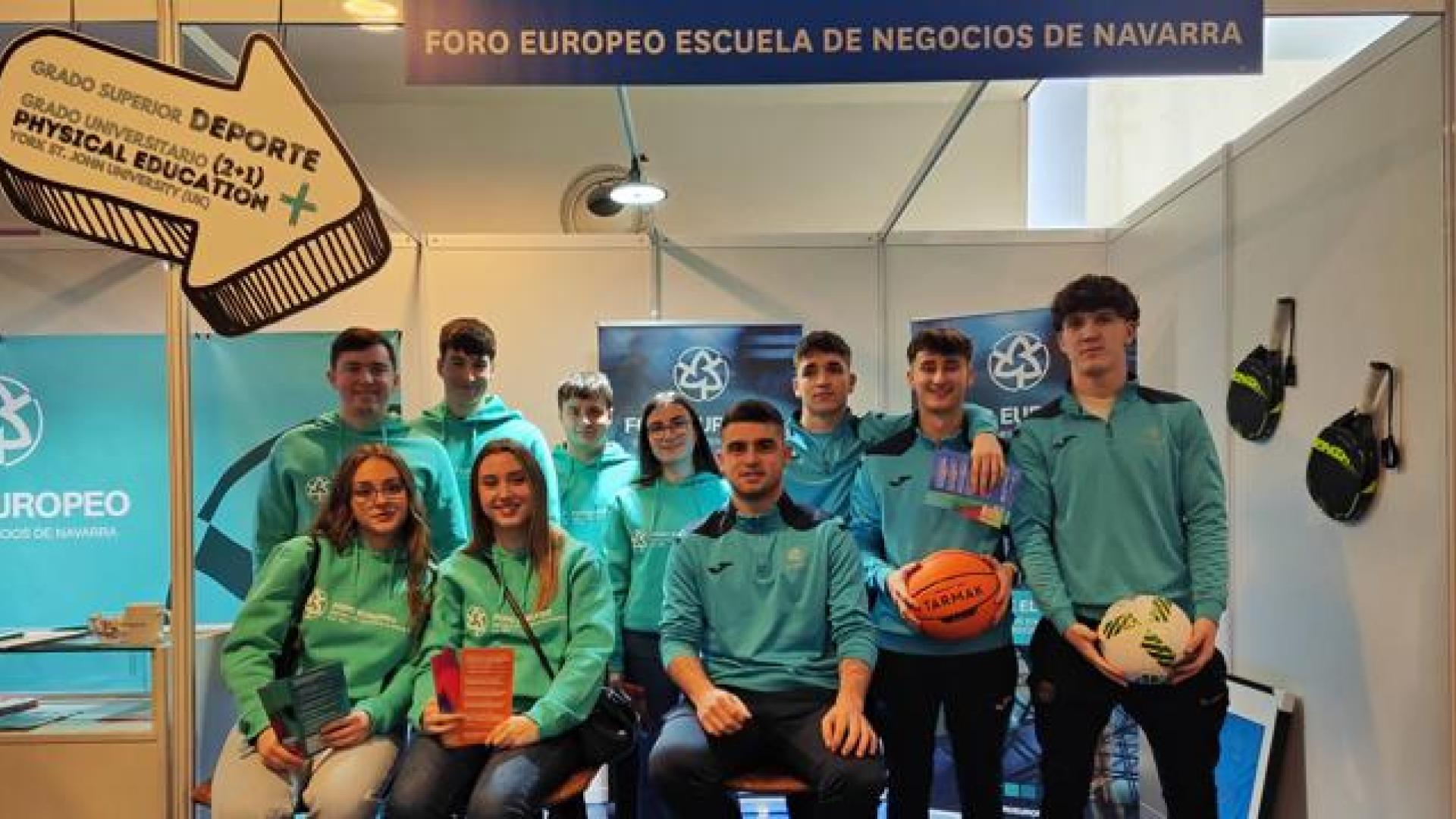 Alumnos de Foro Europeo en el Salón del Estudiante 2024