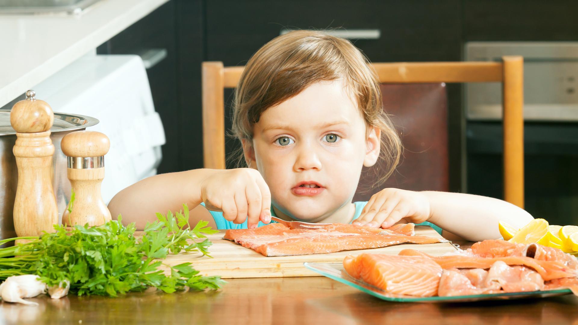 El salmón es rico en ácidos grasos omega-3