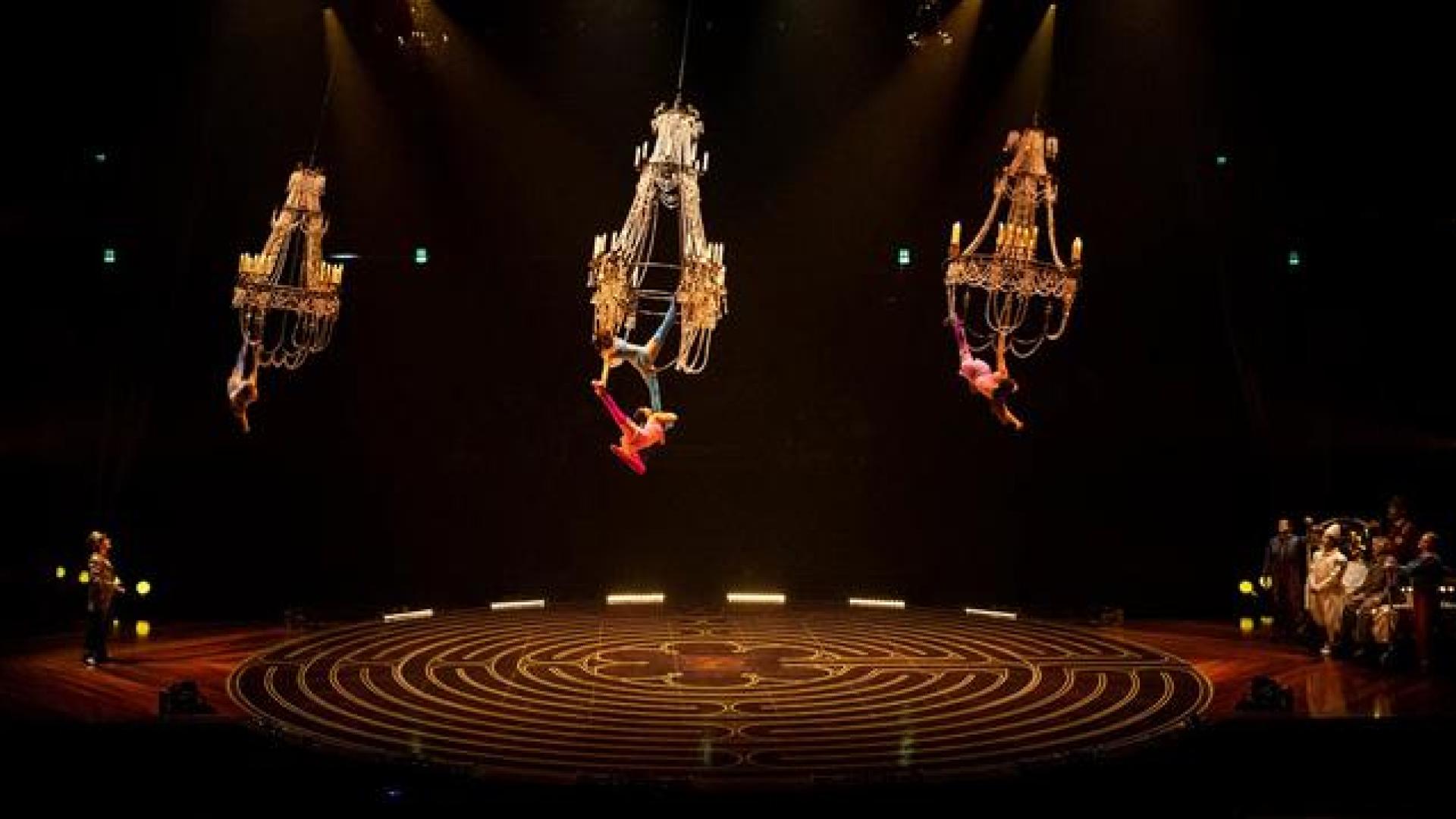 Los acróbatas, unos de los grandes protagonistas de Corteo, el nuevo espectáculo del Circo del Sol