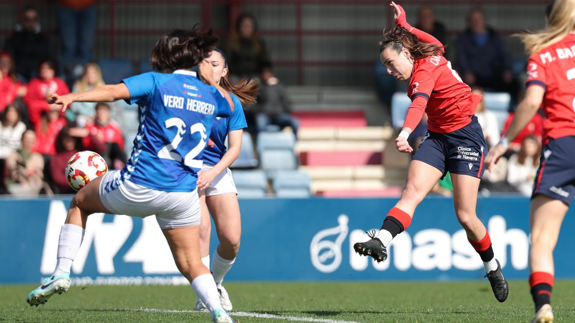 Un lance del Osasuna Femenino-AEM