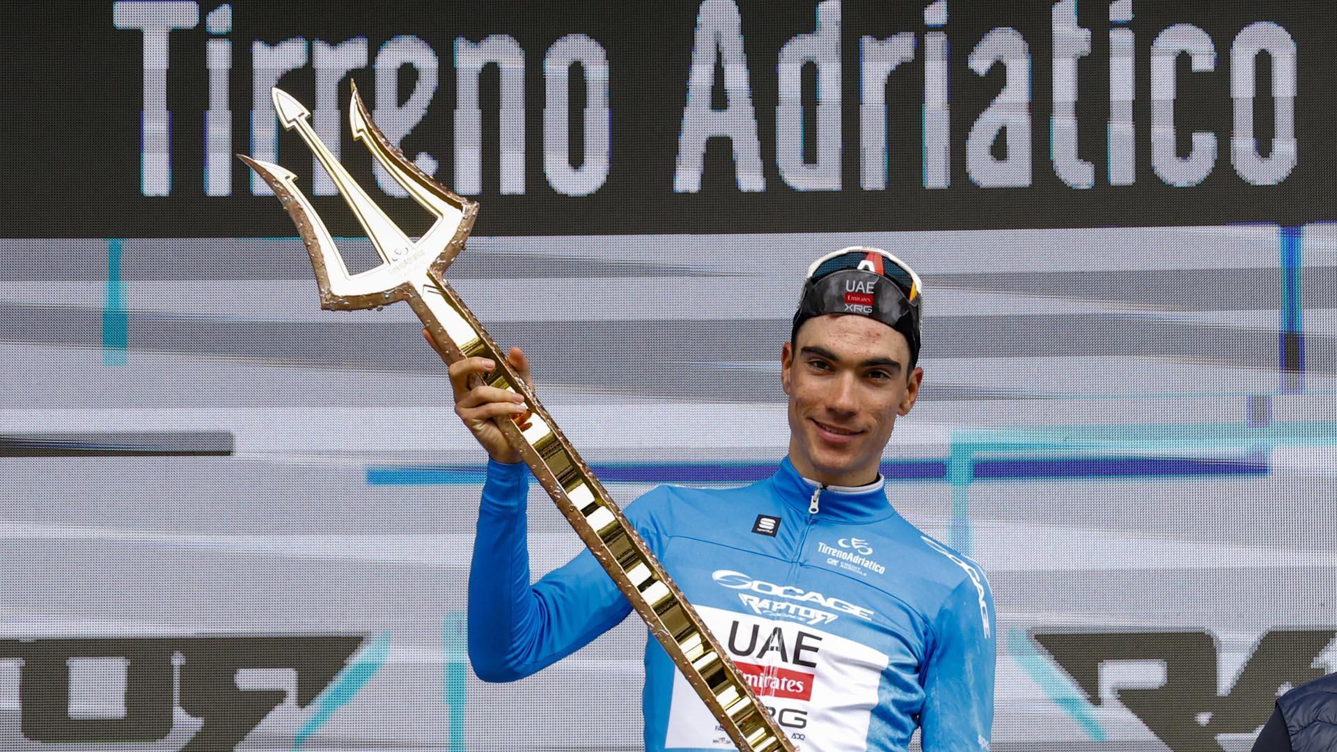 Juan Ayuso se convierte en el quinto español en ganar la Tirreno Adriático