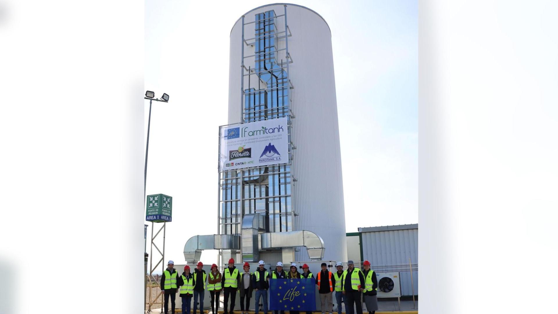 imagen de la estructura que ha acogido el proyecto de agricultura vertical