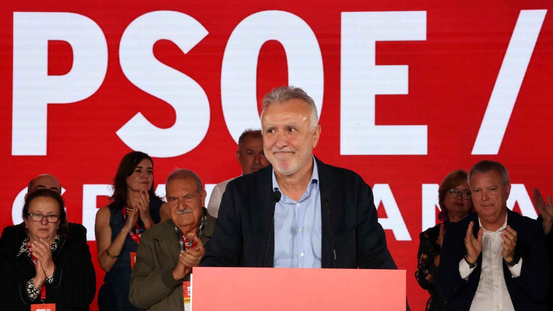 El ministro de Política Territorial y Memoria Democrática, Ángel Víctor Torres, interviene durante el congreso del PSOE de Gran Canaria