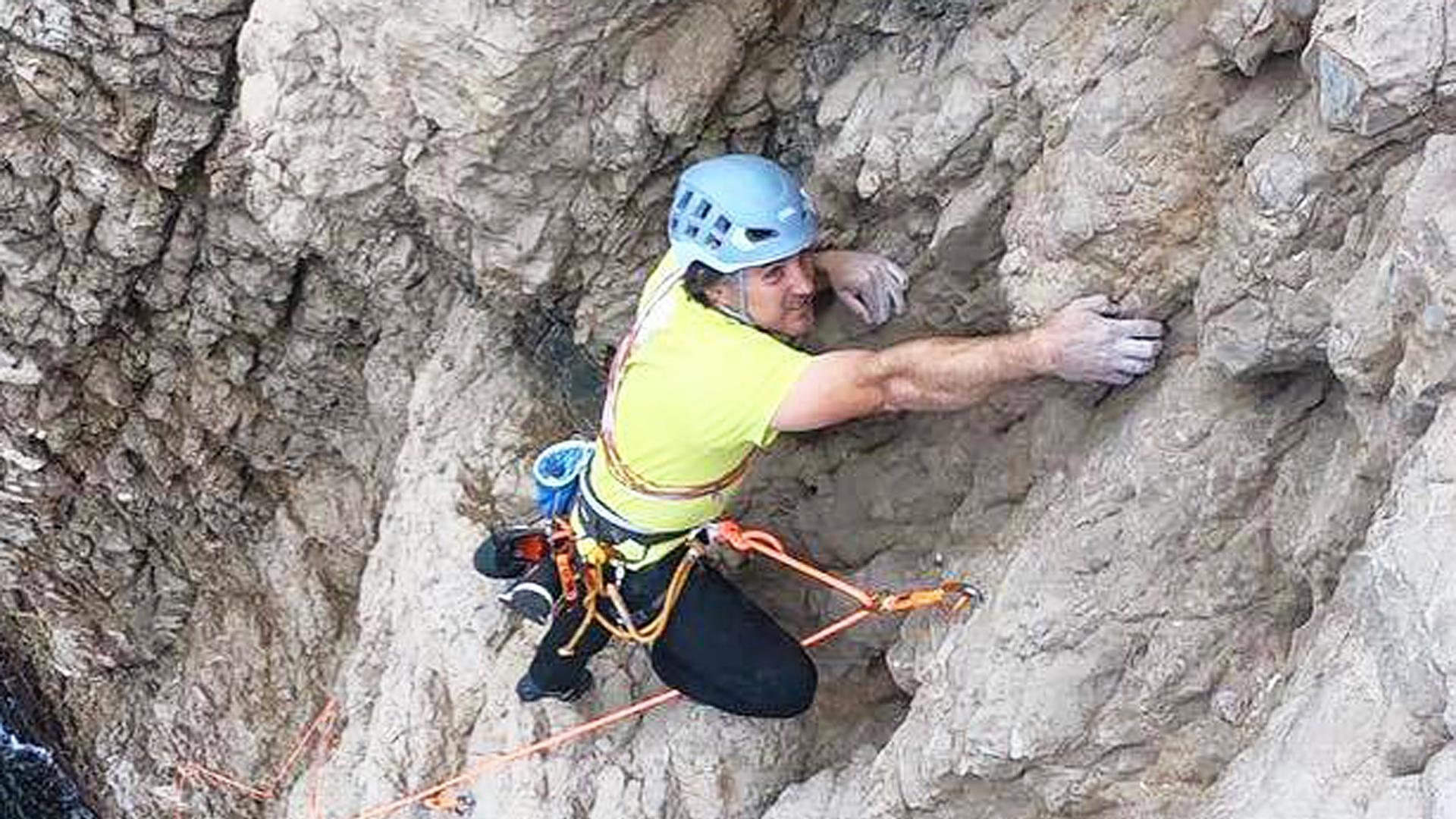Carlos Suárez, durante una escalada en la Costa Brava /