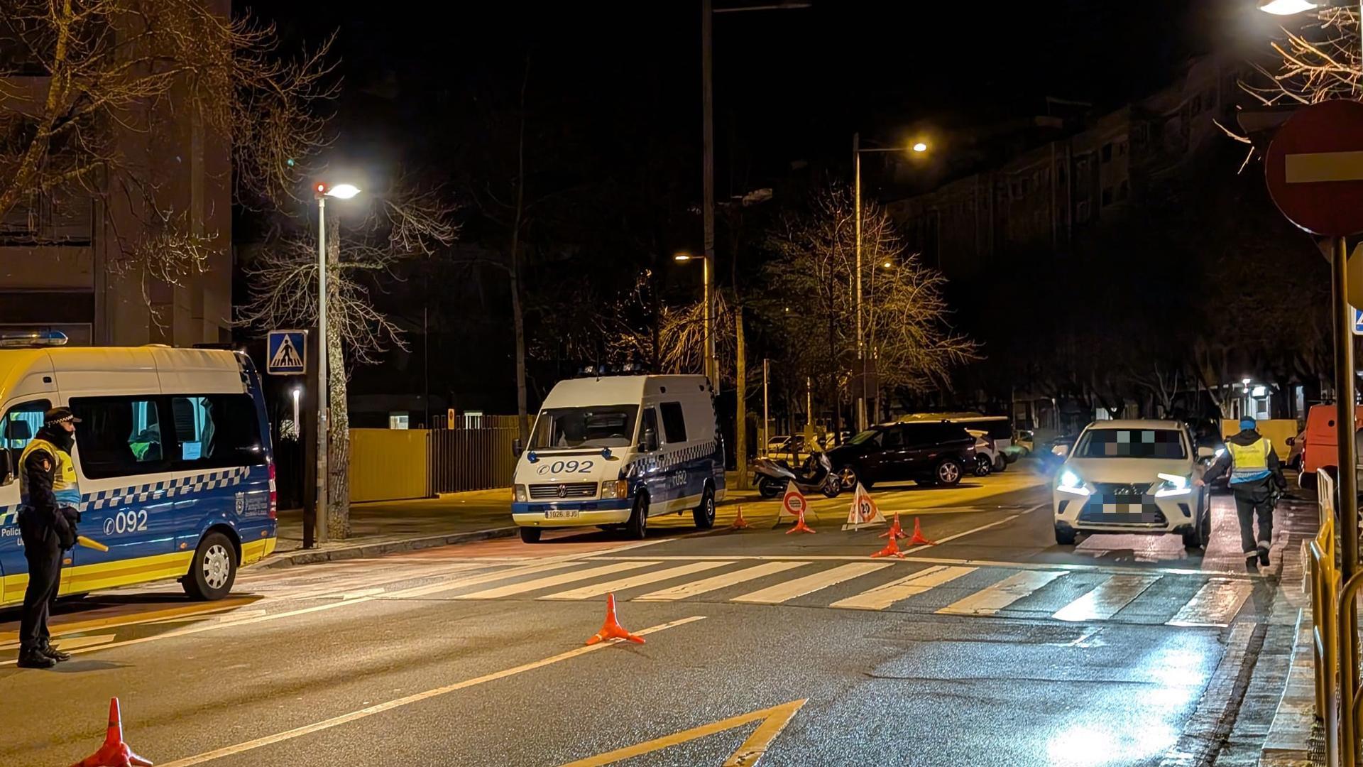 Imagen de un control de la Policía Municipal en Pamplona