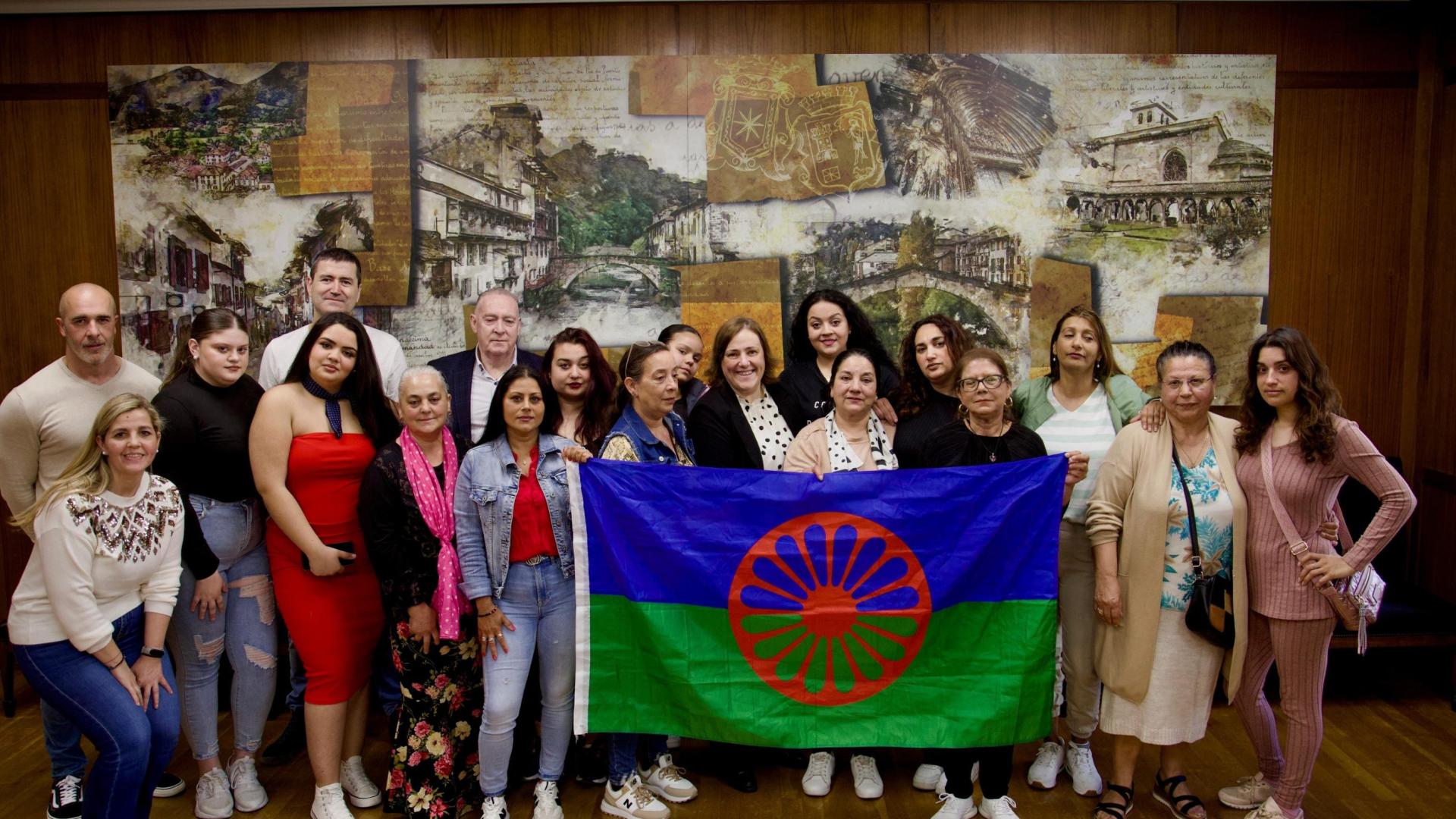 Un momento de la recepción celebrada en el Ayuntamiento de Estella.