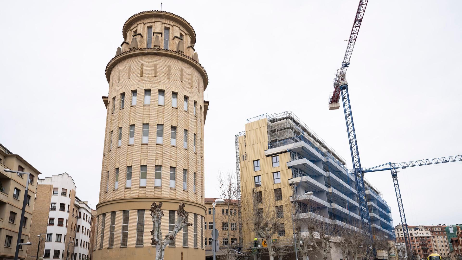 La parcela del antiguo colegio de Maristas, en la esquina de la avenida de Galicia y la calle Tafalla
