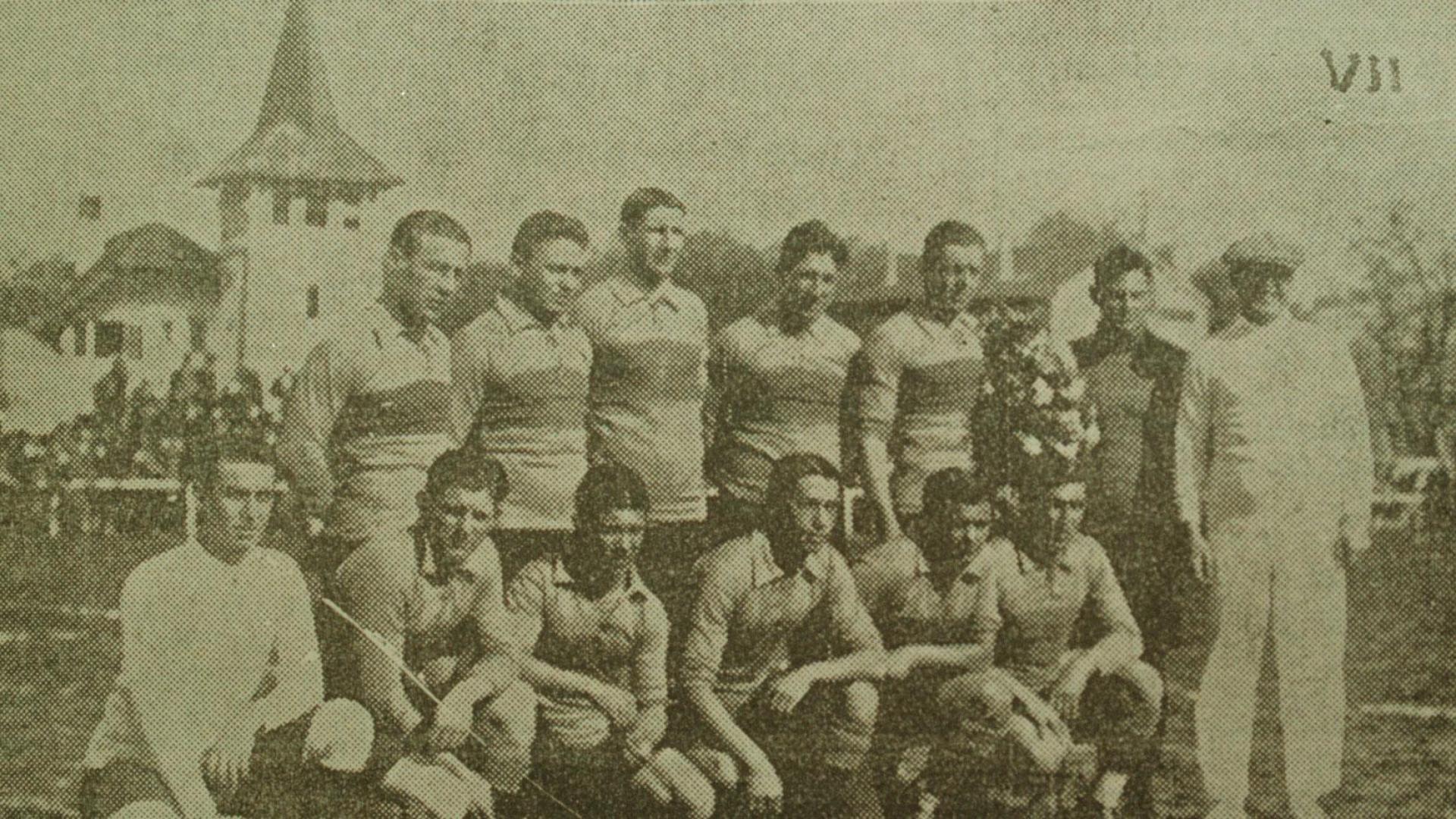 *A: 
*F:24/03/2000
*P:
*L: 
*T: EQUIPO BOCA JUNIORS-1925