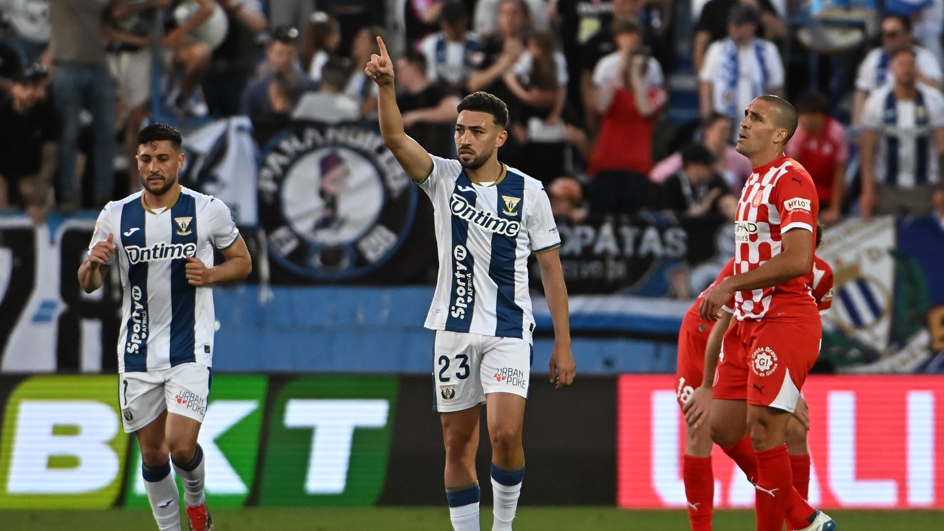 Munir El Haddadi celebra el gol del empate para el Leganés