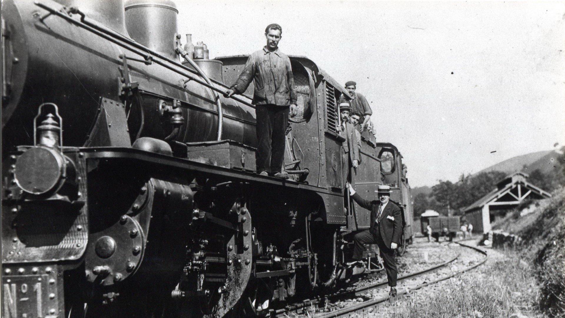 Una de las primeras locomotoras que surcó la línea del tren del Plazaola, entre Pamplona y San Sebastián.