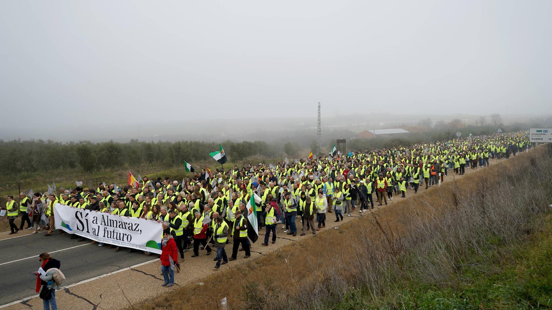 Marcha contra el cierre de la central nuclear de Almaraz en enero