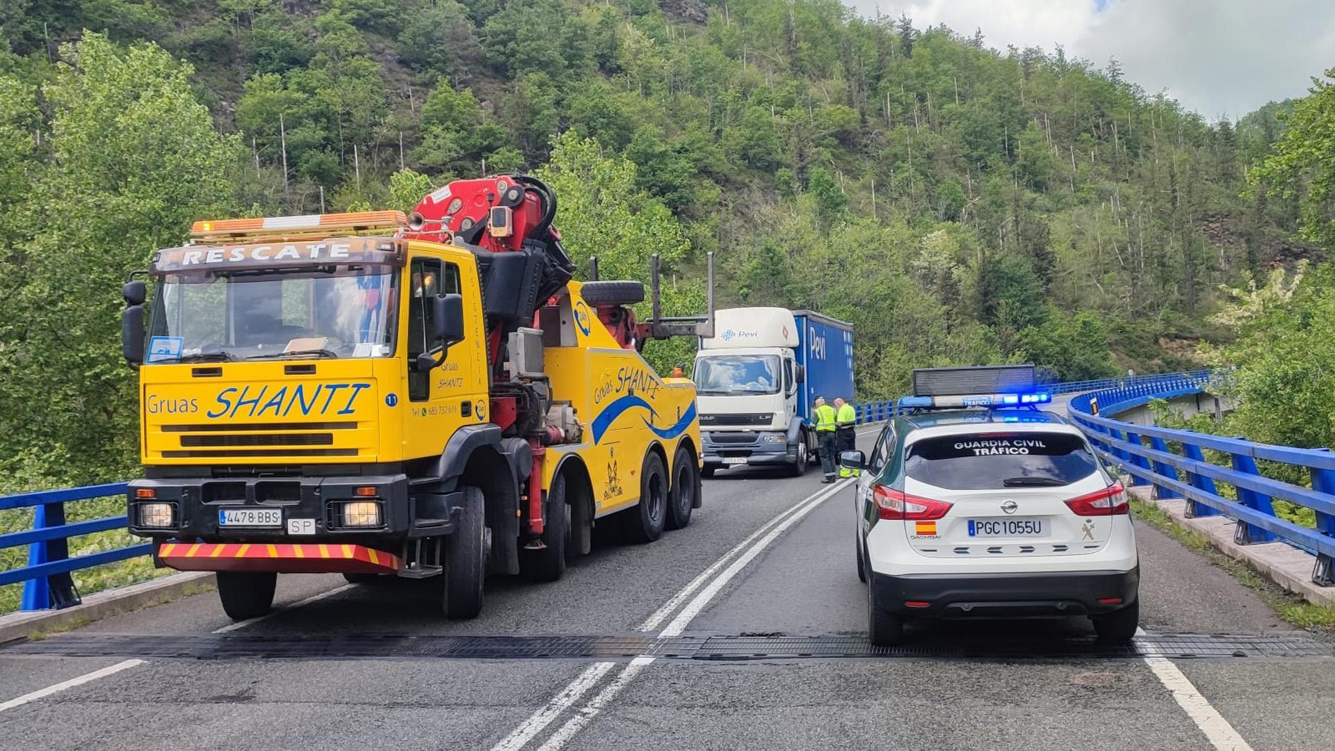 La circulación por la N-121-A ha quedado restablecida a las 15:25 horas