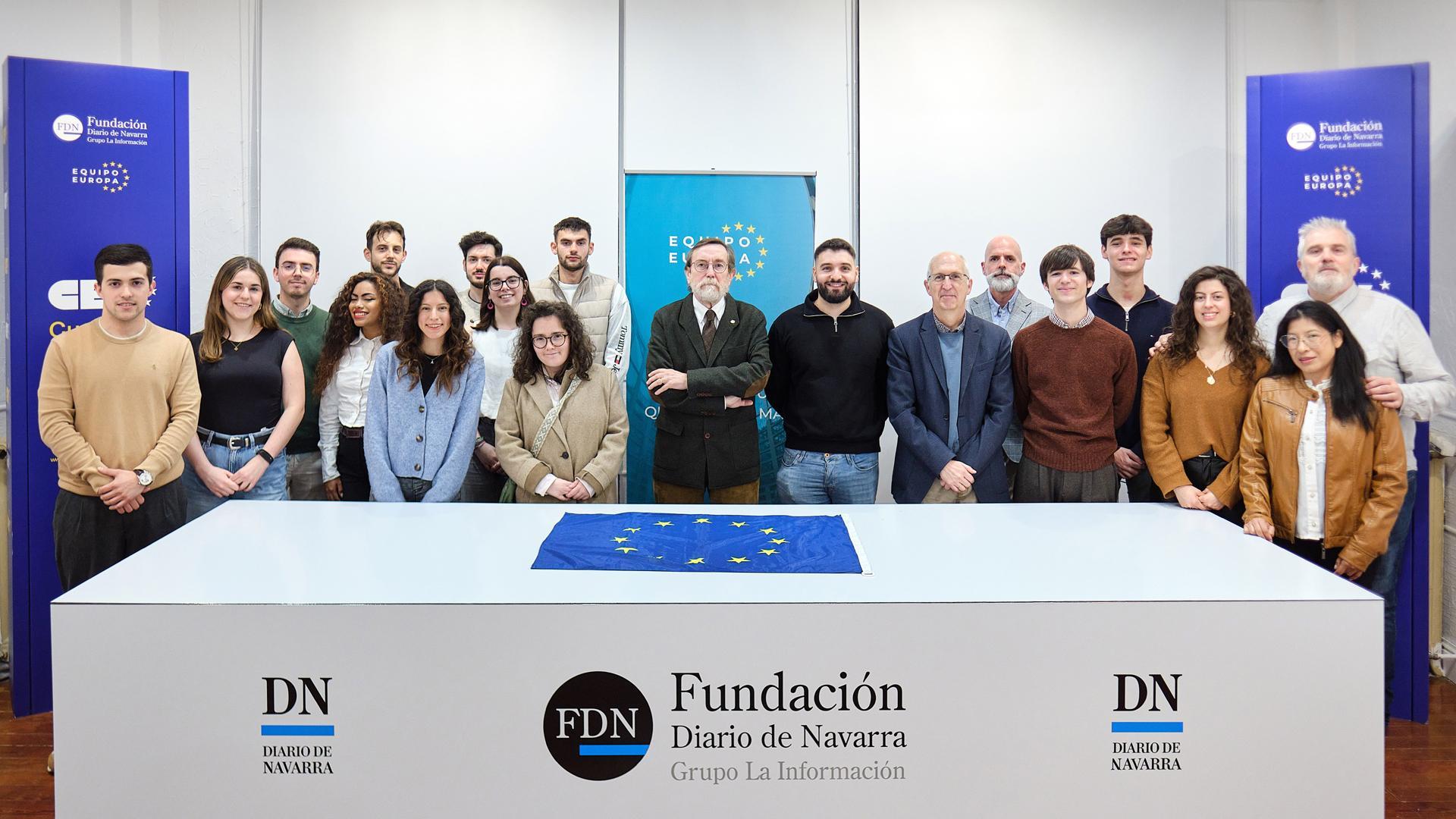 Participantes en el acto que tuvo lugar en la sede de ‘Diario de Navarra’ en la calle Zapatería