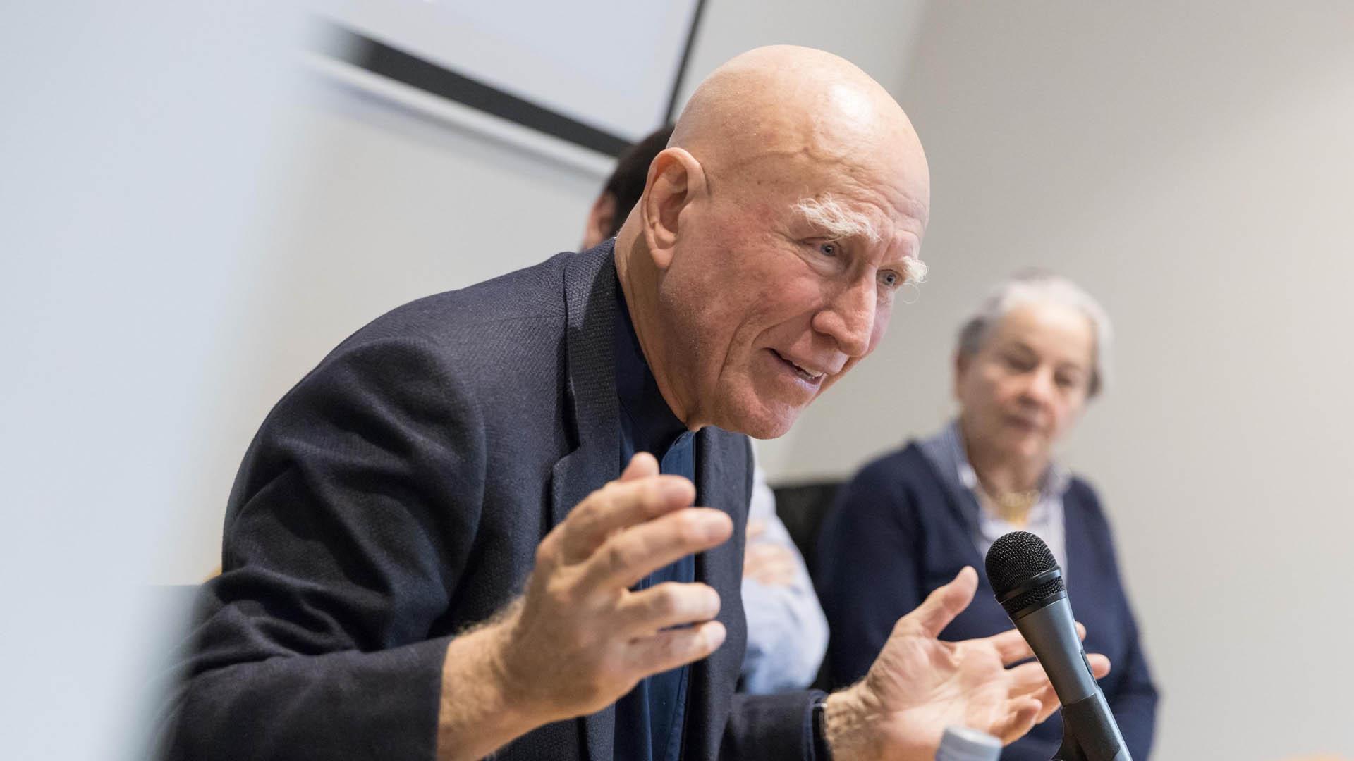 Sebastião Salgado, en su visita a Tudela en 2019 para presentar la exposición 'Éxodos'