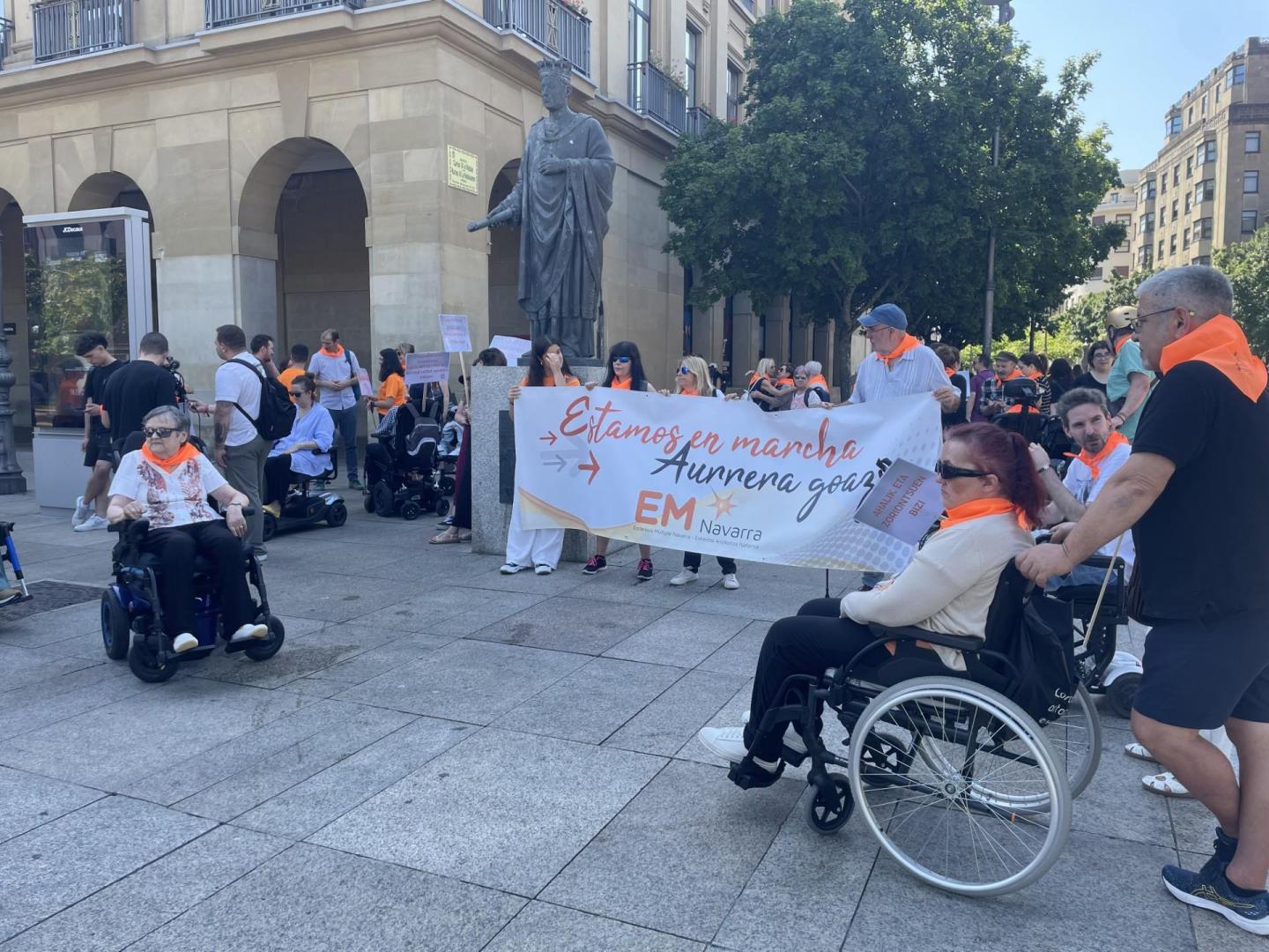 Movilización por el día de la esclerosis múltiple