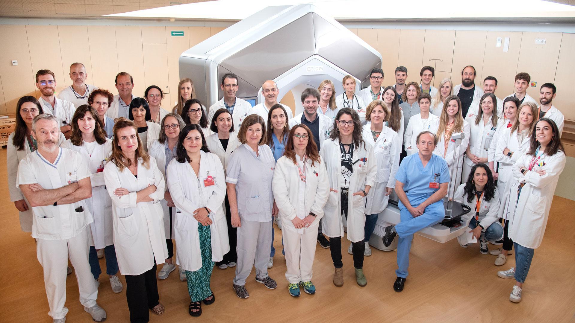 Equipo de la Unidad Funcional integrada de Radioterapia del HUN.