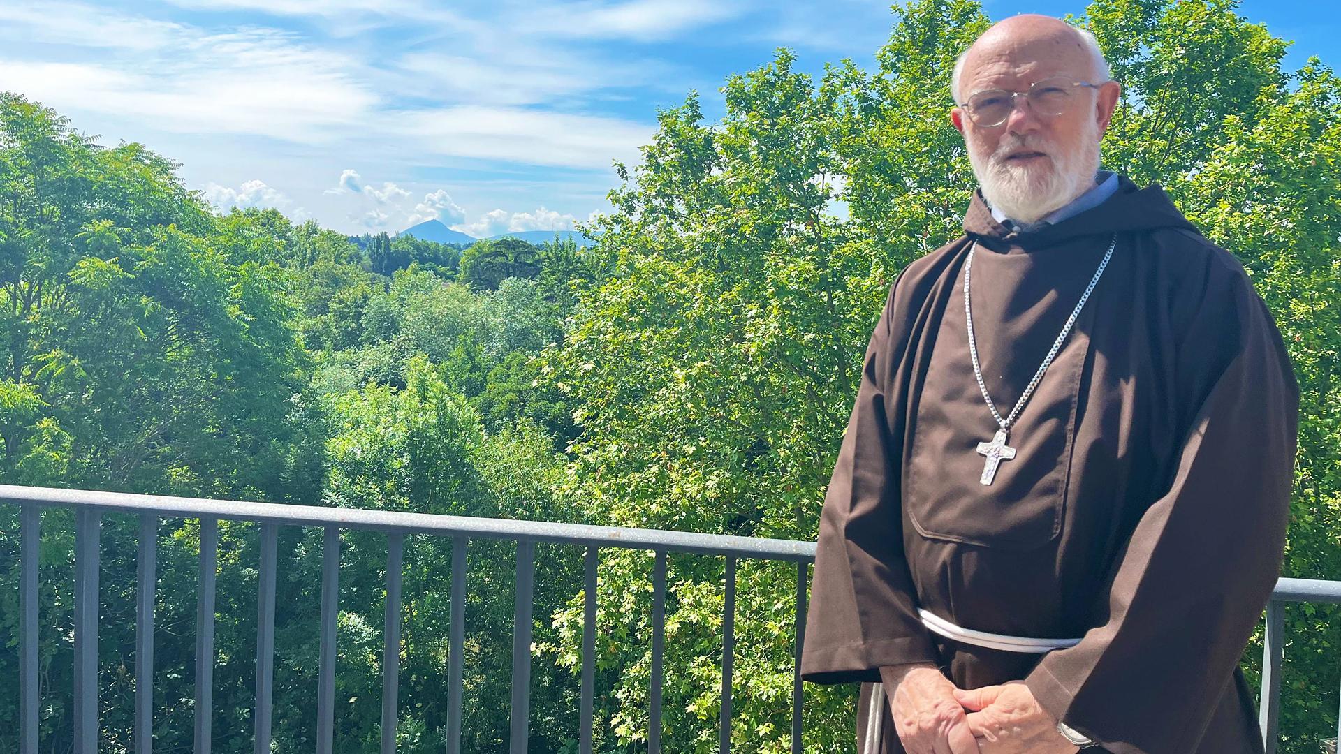 Celestino Aós Braco este jueves en las instalaciones de Capuchinos Extramuros, junto al río Arga /